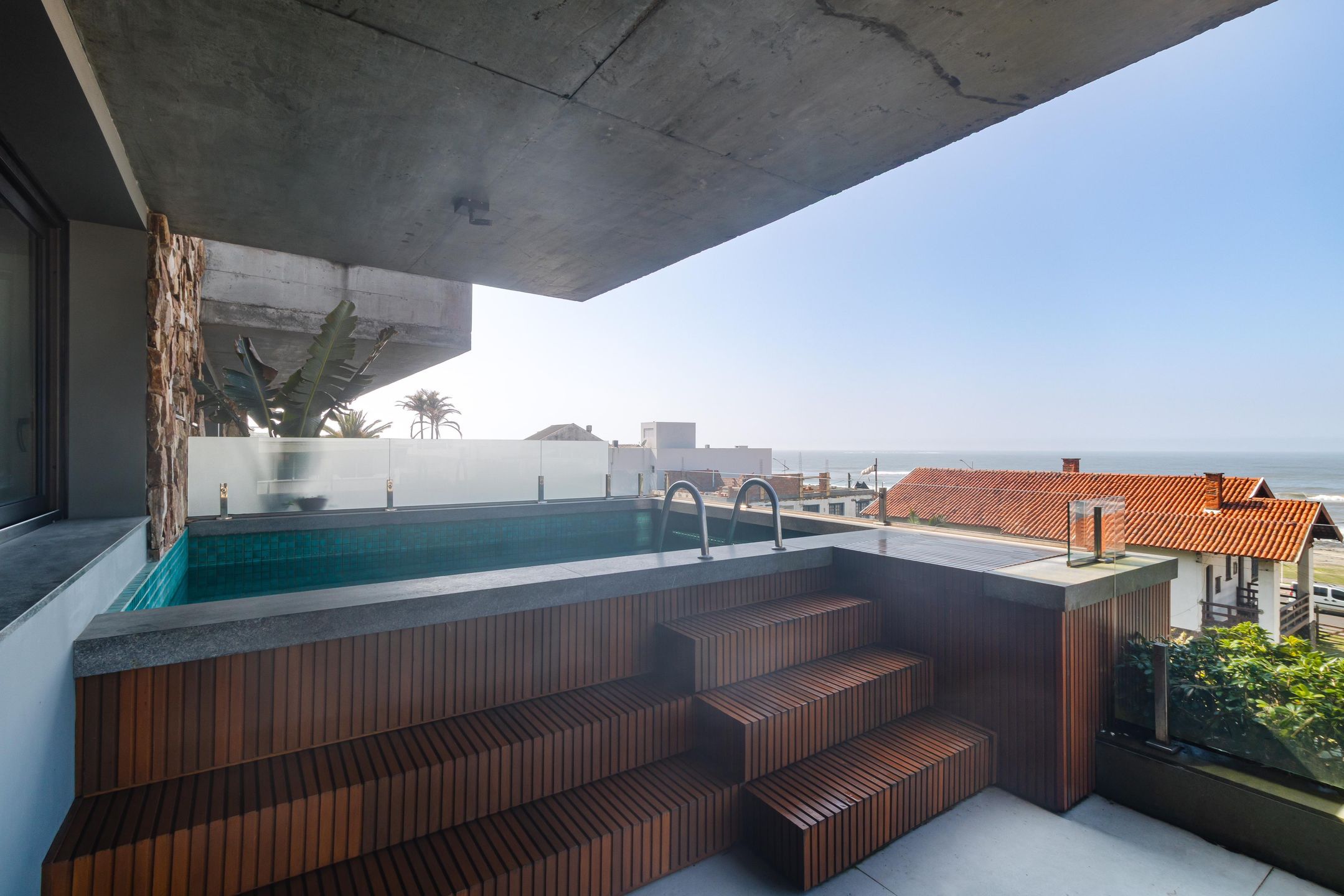 Apartamento 3 quartos sendo 3 suítes para venda no bairro Prainha em Torres