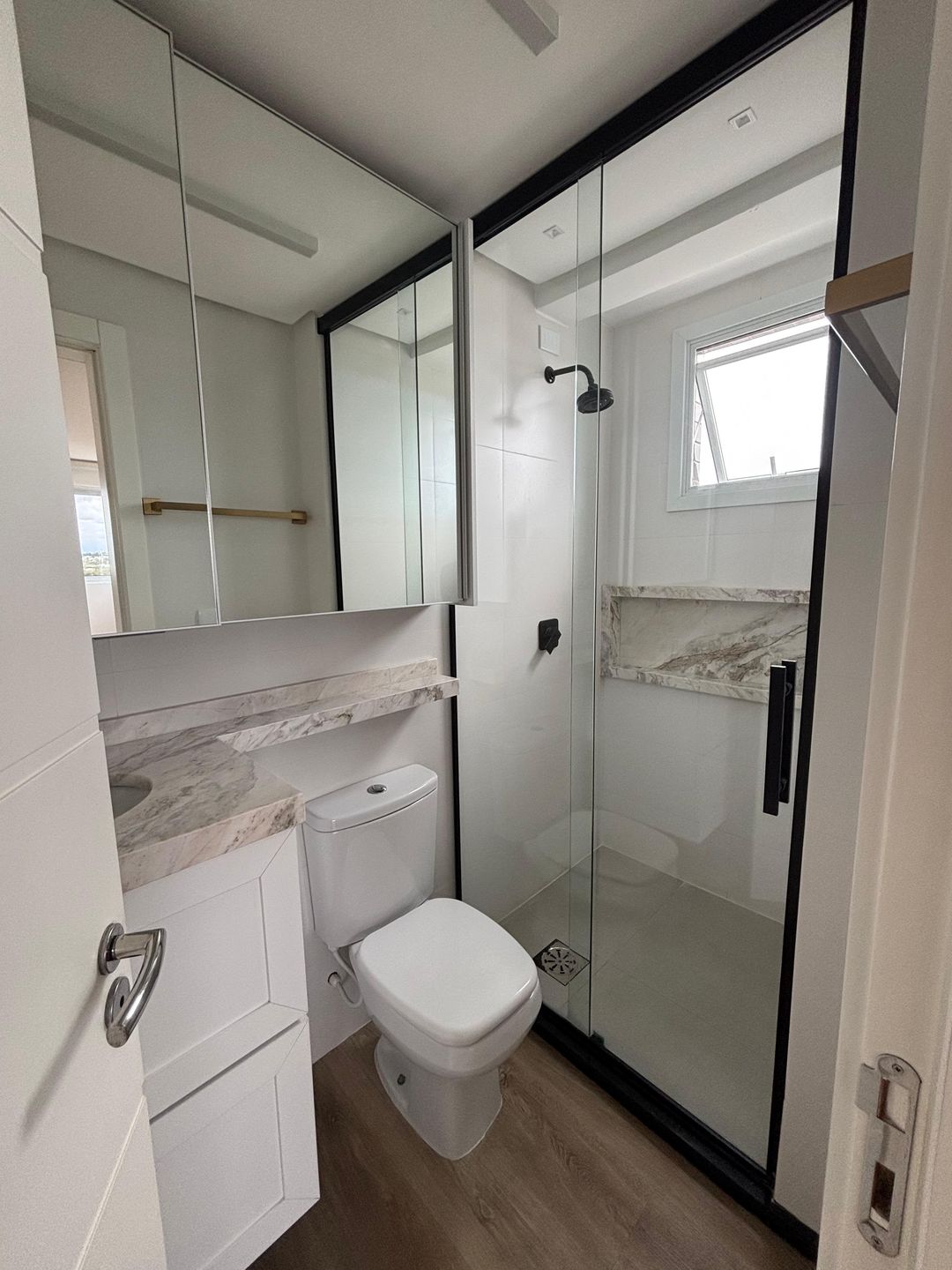 Apartamento 2 quartos sendo 1 suíte para venda no bairro Igra Sul em Torres