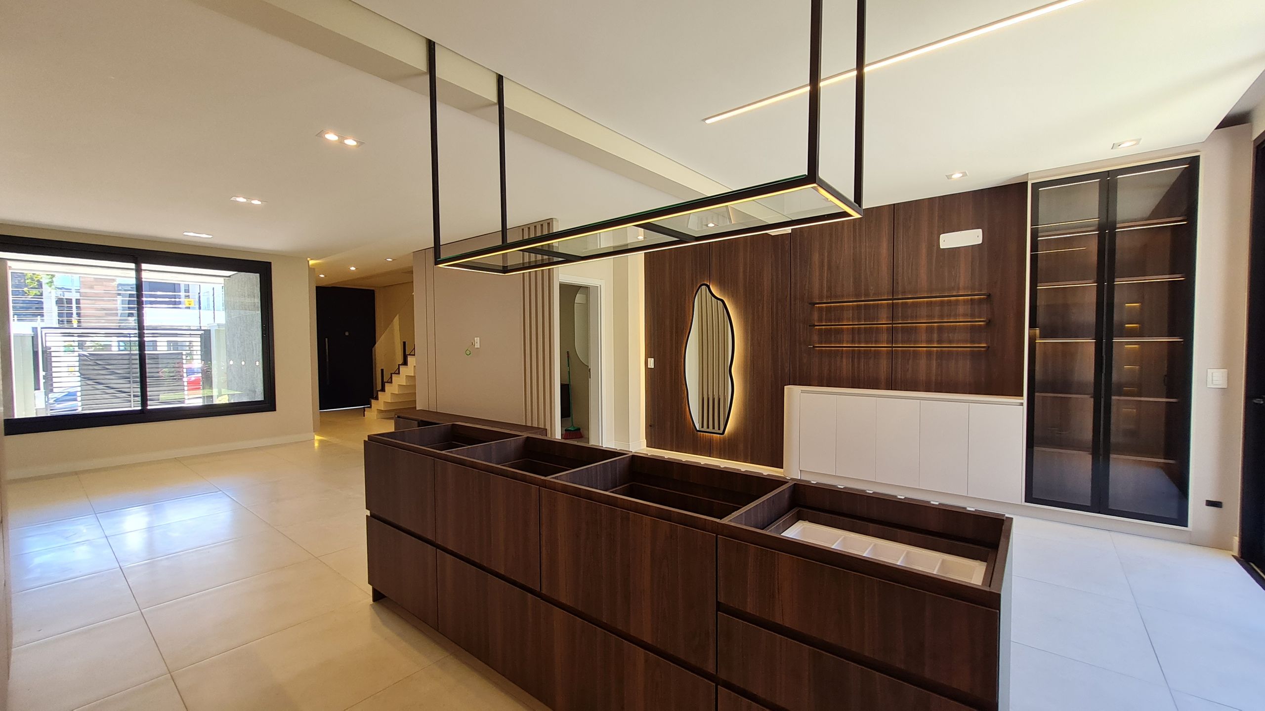 Sobrado Duplex 3 quartos sendo 1 suíte para venda no bairro Cidade Nova em Passo Fundo