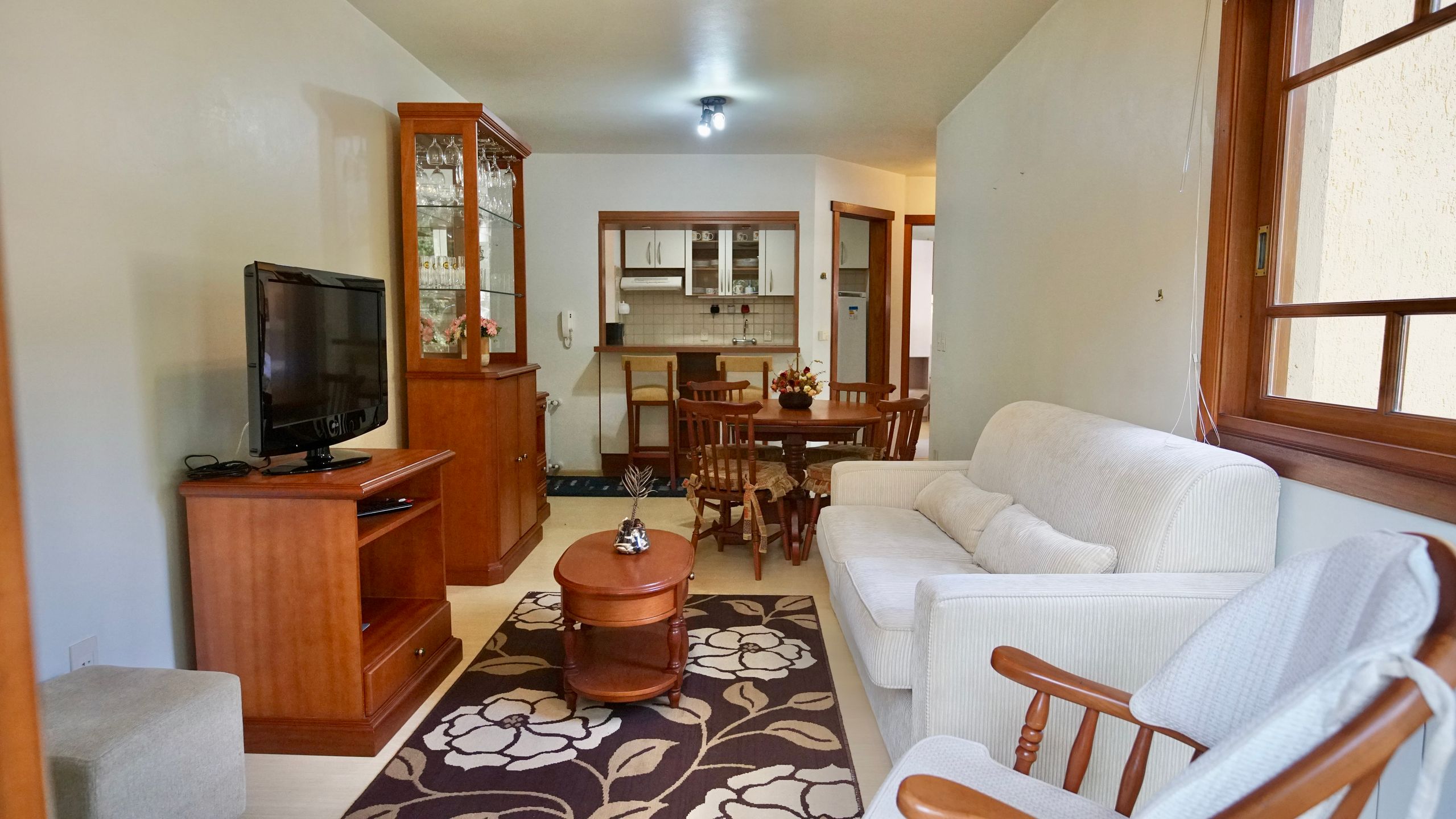 Apartamento para venda no bairro Planalto em Gramado