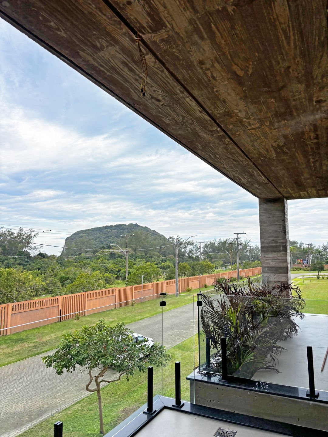 Casa para venda no bairro Guarita em Torres