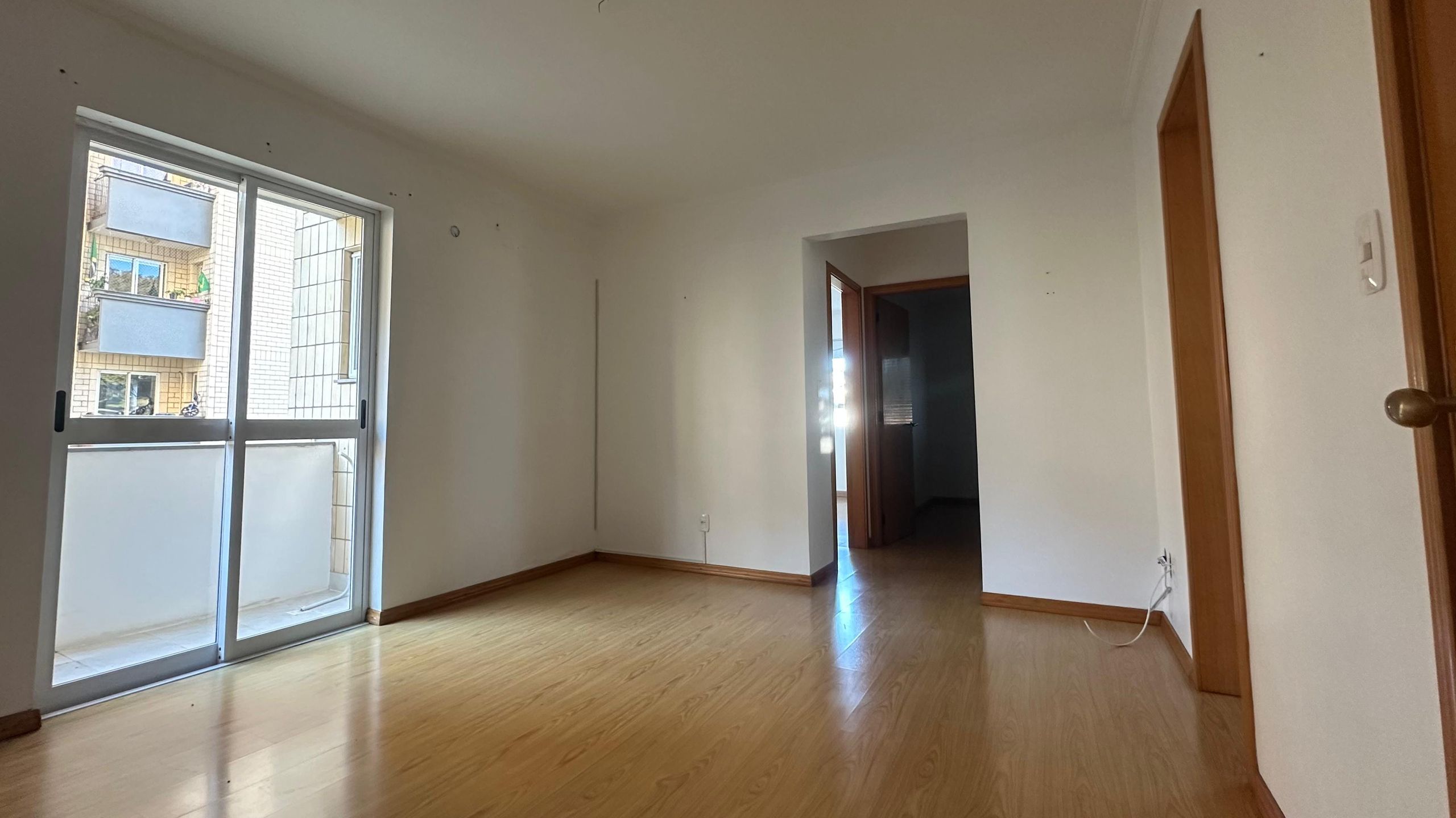 Apartamento 1 quarto sendo 1 suíte para venda no bairro Interlagos em Caxias do Sul