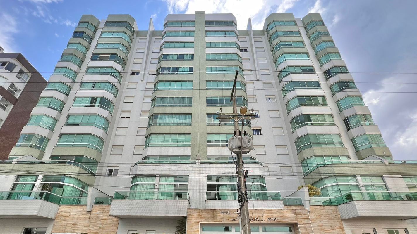 Apartamento 2 quartos sendo 2 suítes para venda no bairro Centro em Capão da Canoa