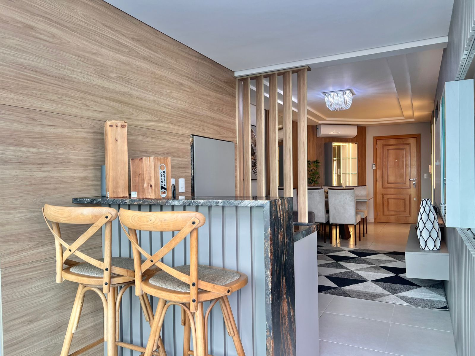 Apartamento 2 quartos sendo 2 suítes para venda no bairro Centro em Capão da Canoa