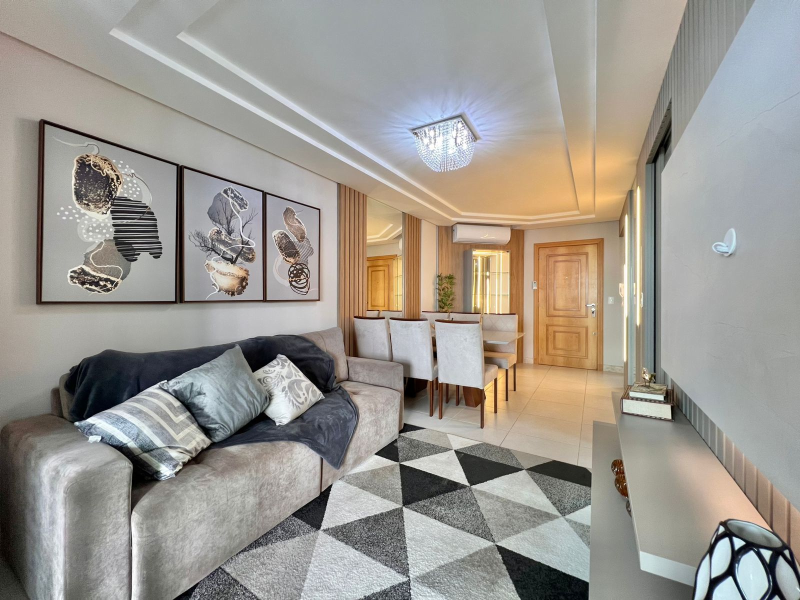 Apartamento 2 quartos sendo 2 suítes para venda no bairro Centro em Capão da Canoa