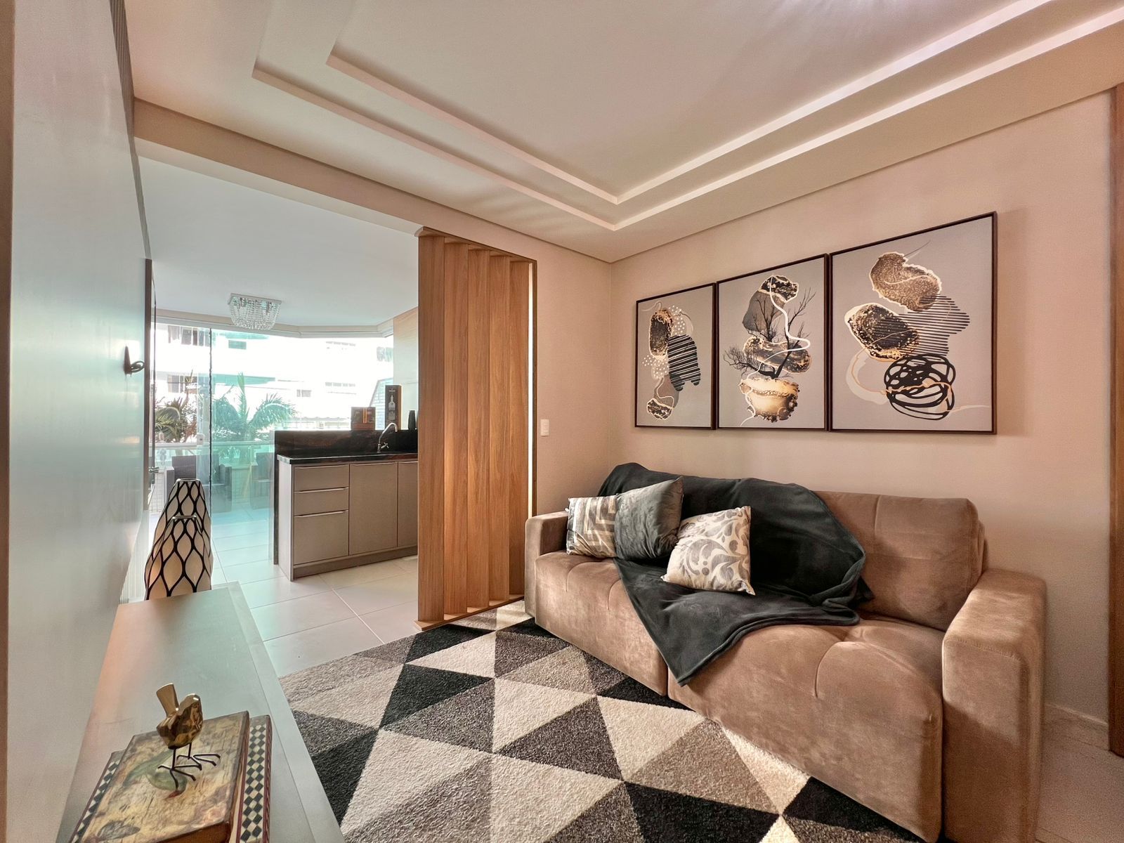 Apartamento 2 quartos sendo 2 suítes para venda no bairro Centro em Capão da Canoa