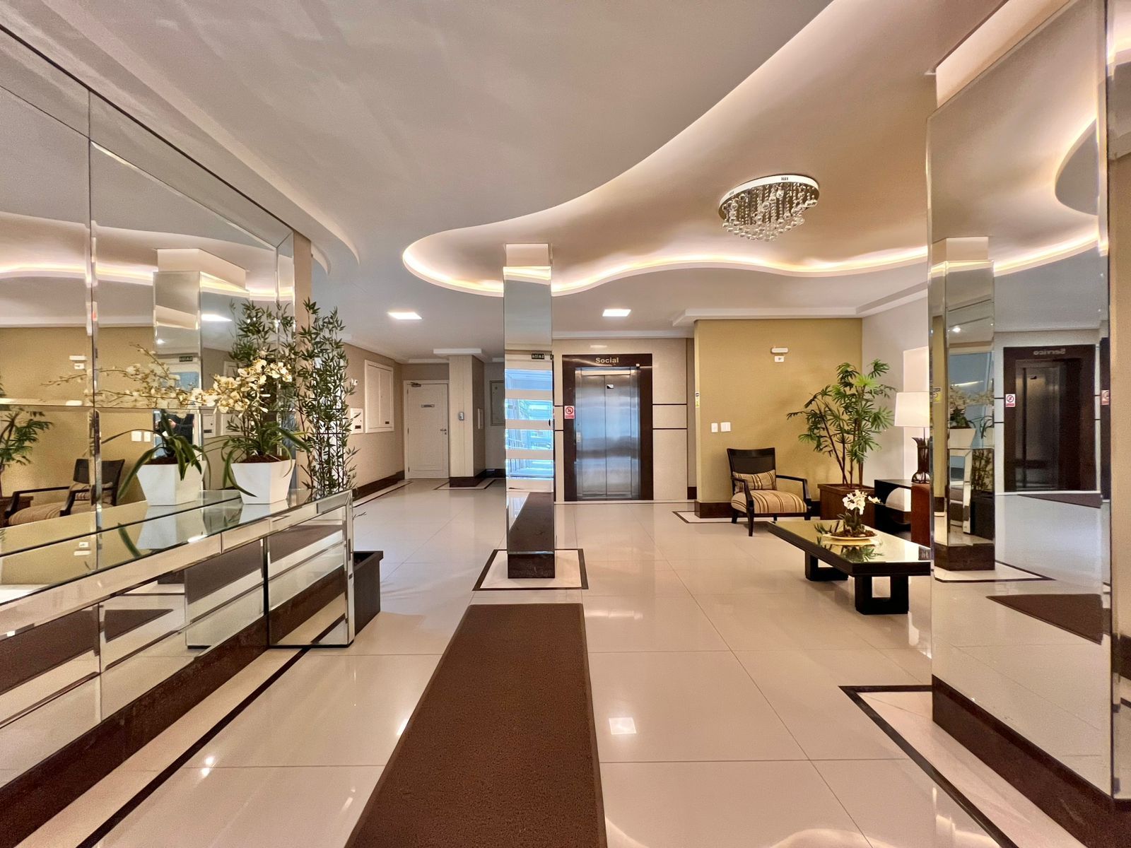 Apartamento 2 quartos sendo 2 suítes para venda no bairro Centro em Capão da Canoa