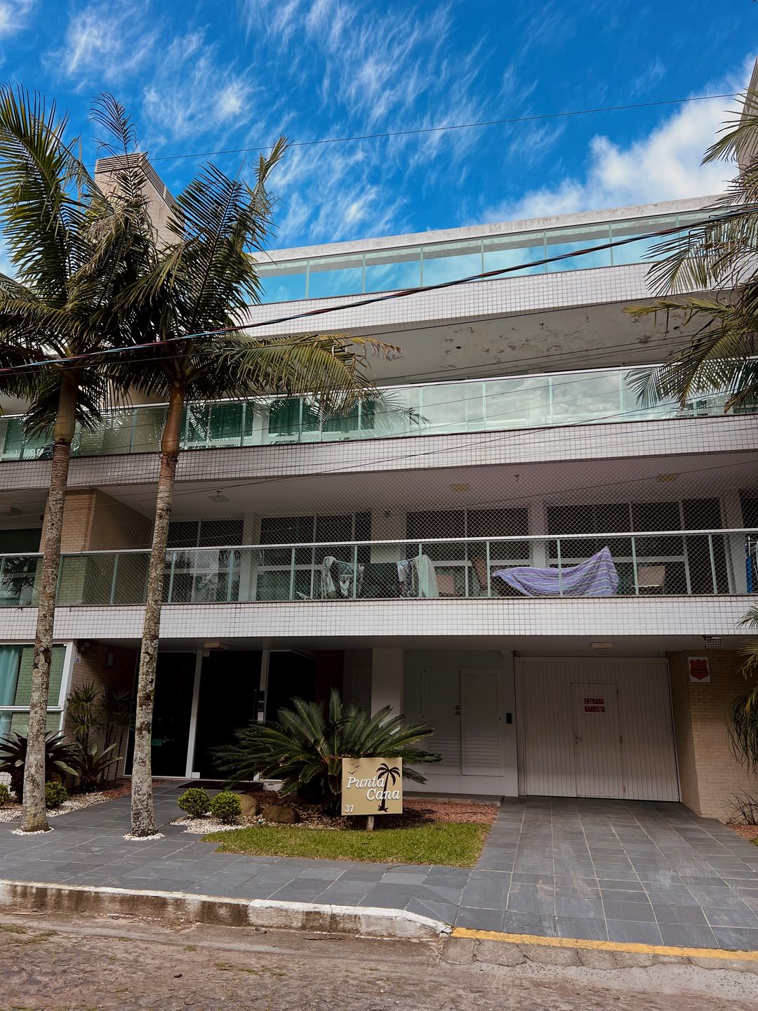 Apartamento 3 quartos sendo 1 suíte para venda no bairro Predial em Torres