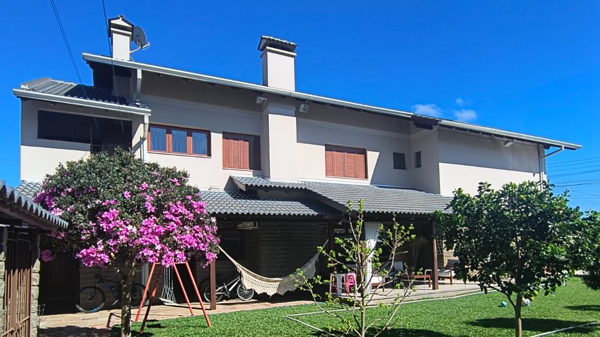 Casa 3 quartos para venda no bairro Bela Vista em Caxias do Sul