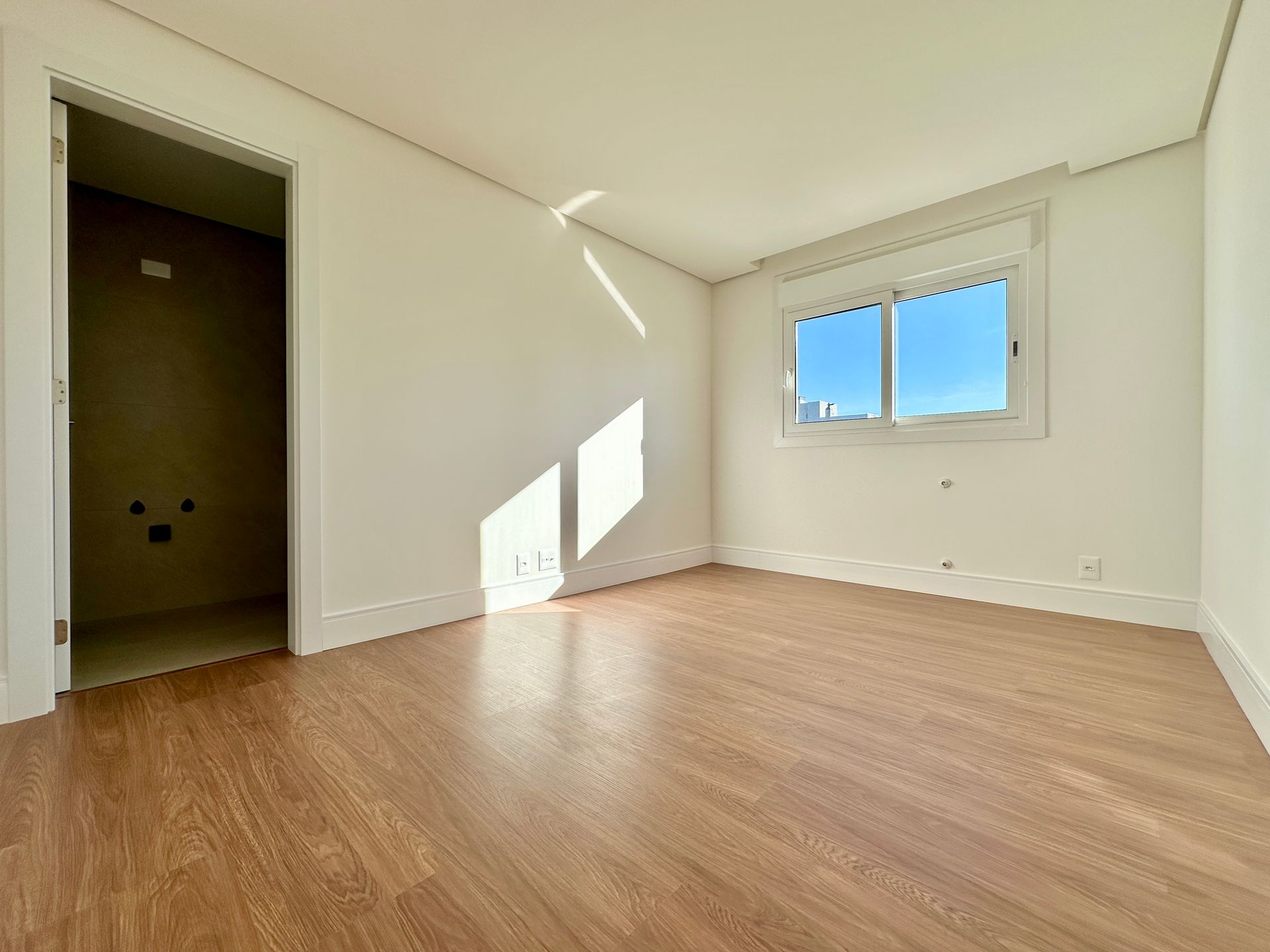Apartamento para venda no bairro Panazzolo em Caxias do Sul