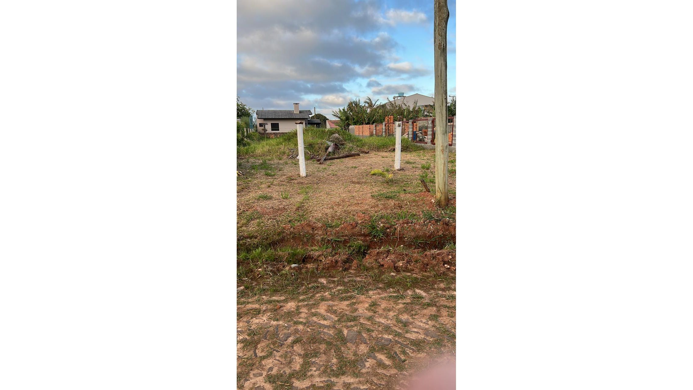 Lote para venda no bairro Itapeva em Torres
