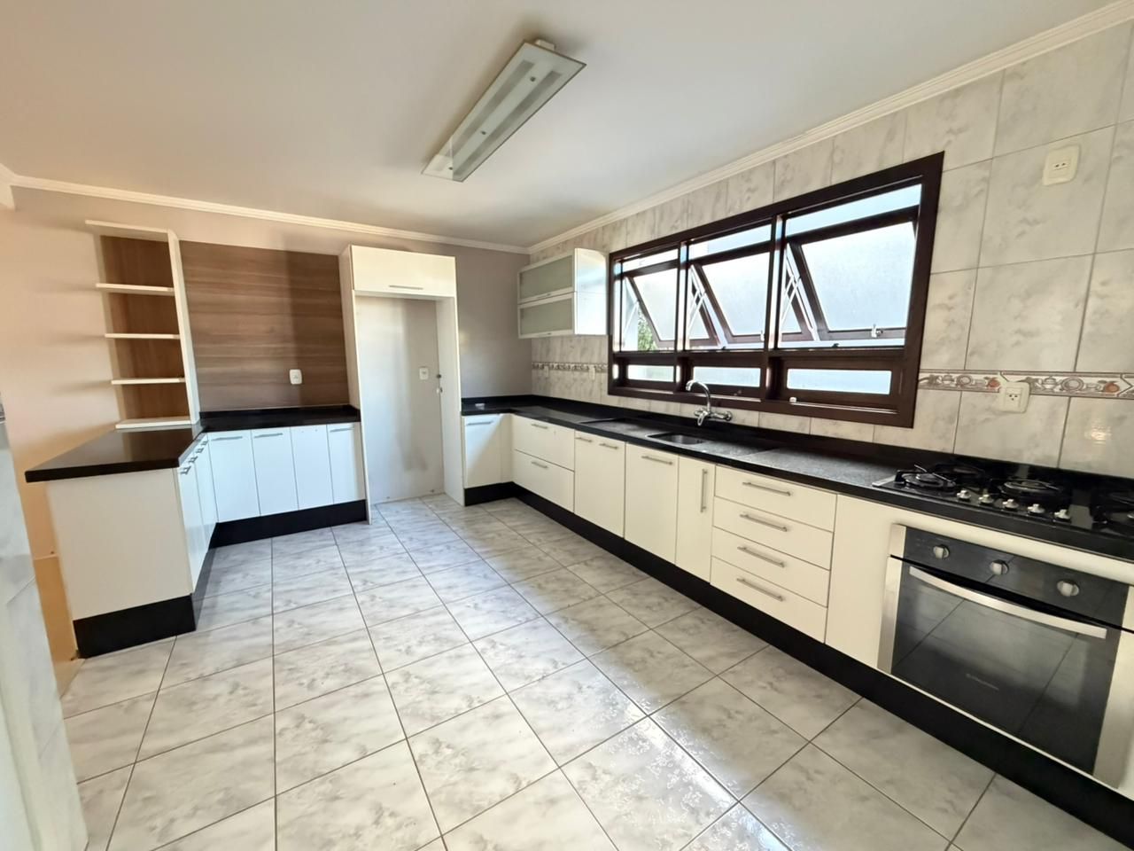 Casa para venda no bairro De Lazzer em Caxias do Sul