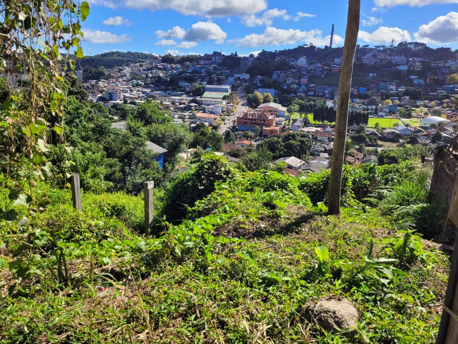 Lote para venda no bairro Piratini em Gramado