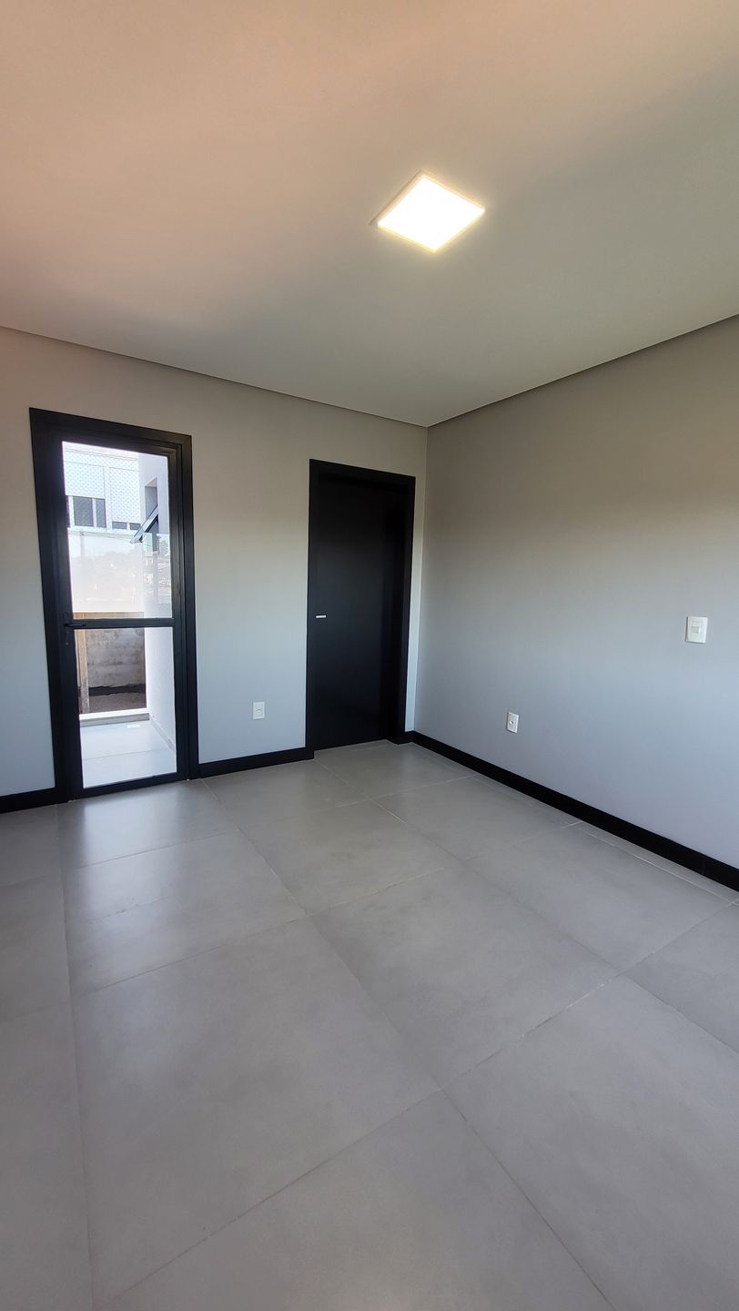 Casa 2 quartos para venda no bairro Vera Cruz em Passo Fundo