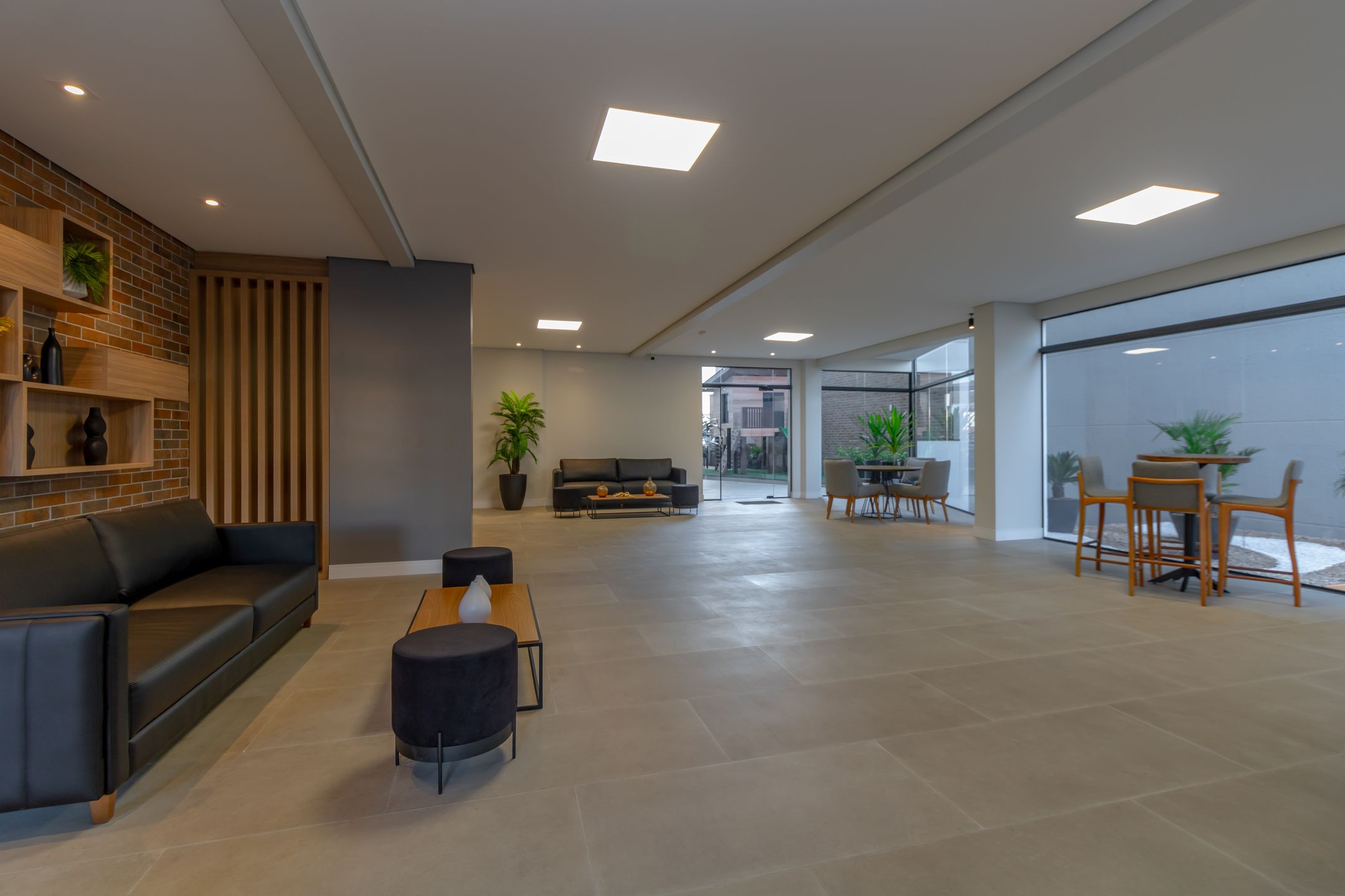 Apartamento 3 quartos sendo 1 suíte para venda no bairro Centro  em Passo Fundo