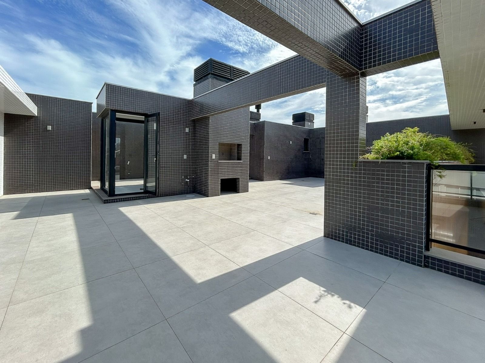 Apartamento 2 quartos sendo 1 suíte para venda no bairro Praia da Cal em Torres