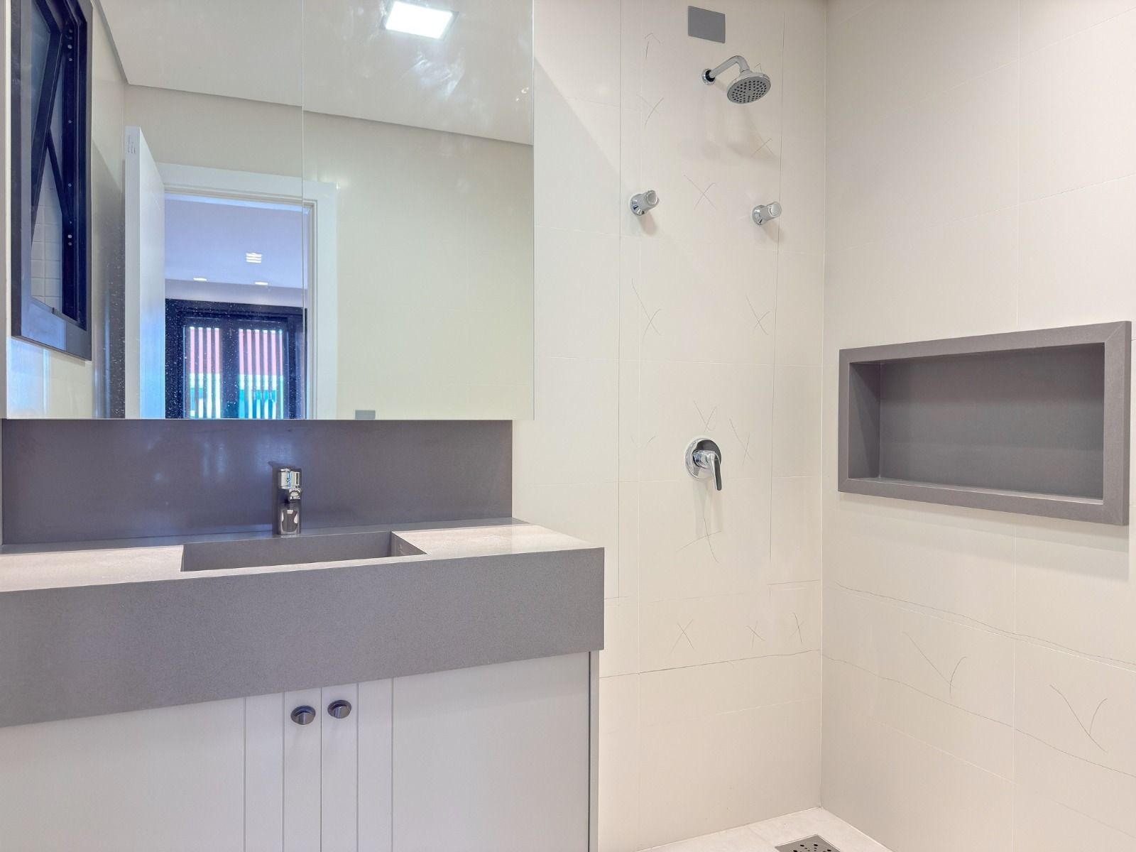 Apartamento 2 quartos sendo 1 suíte para venda no bairro Praia da Cal em Torres