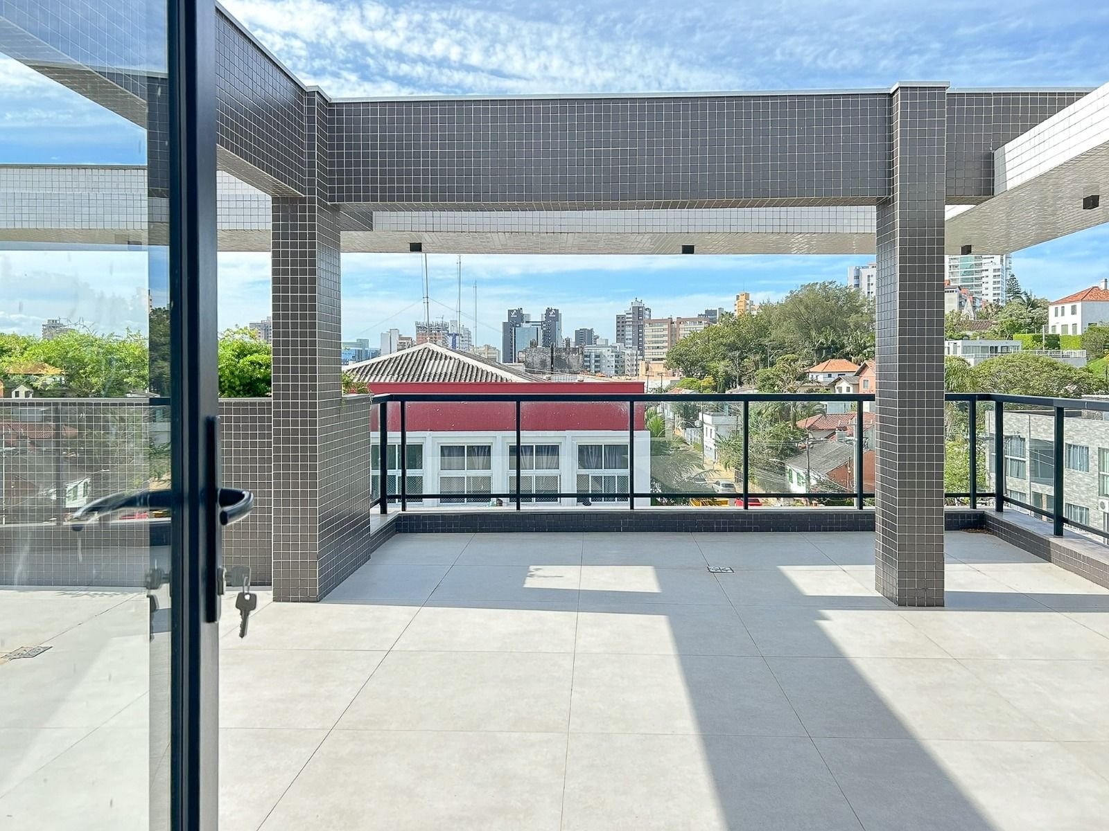 Apartamento 2 quartos sendo 1 suíte para venda no bairro Praia da Cal em Torres