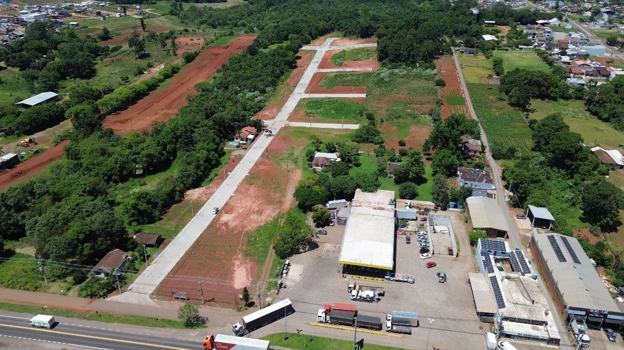Lote para venda no bairro Pinheiros em Estrela