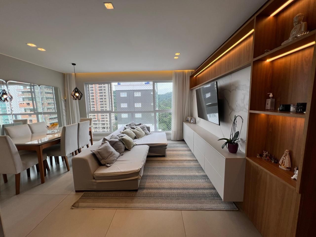 Apartamento 3 quartos sendo 3 suítes para venda no bairro Pioneiros  em Balneário Camboriú