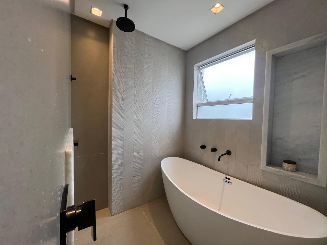 Apartamento 3 quartos sendo 3 suítes para venda no bairro Pioneiros  em Balneário Camboriú