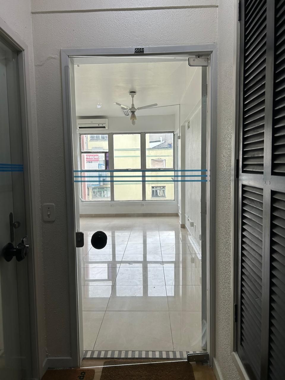 Sala Comercial para venda no bairro Cristo Redentor em Porto Alegre