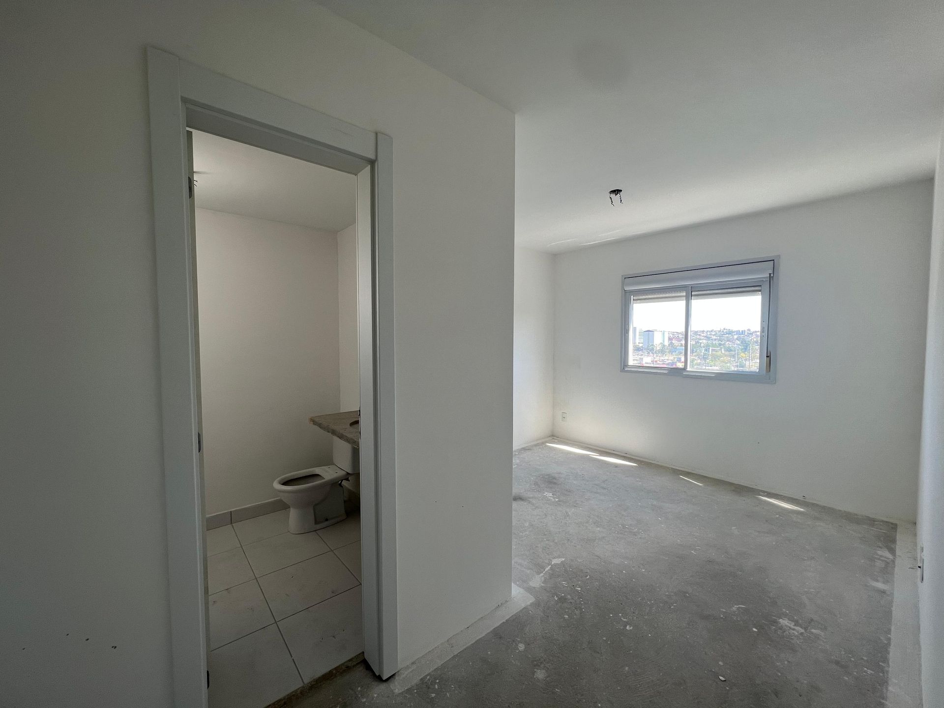 Apartamento 3 quartos sendo 1 suíte para venda no bairro Jardim do Salso em Porto Alegre