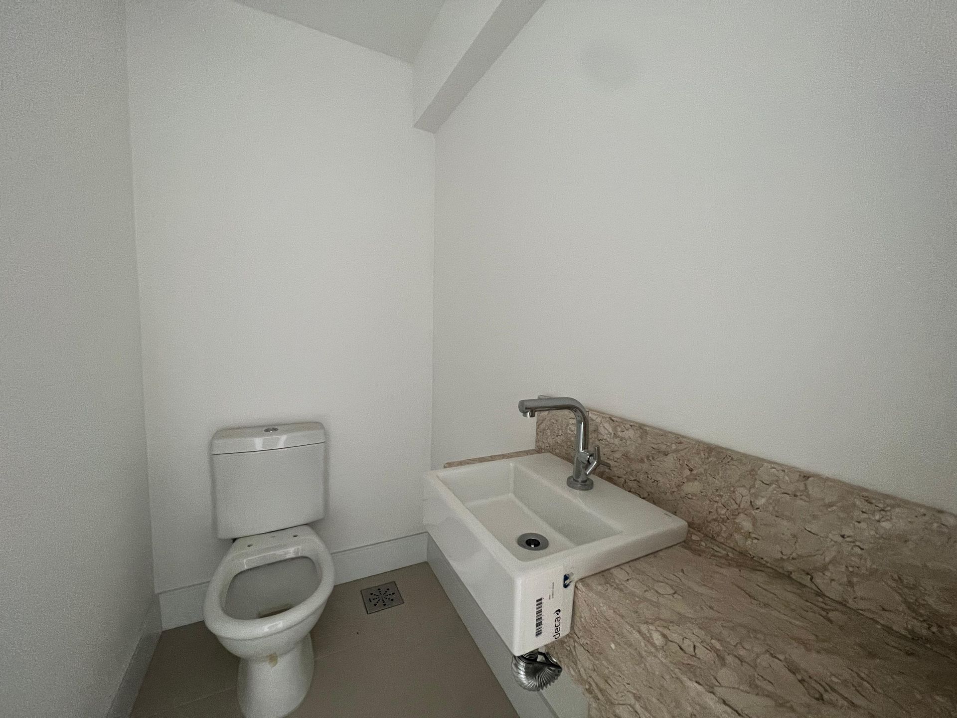 Apartamento 3 quartos sendo 1 suíte para venda no bairro Jardim do Salso em Porto Alegre