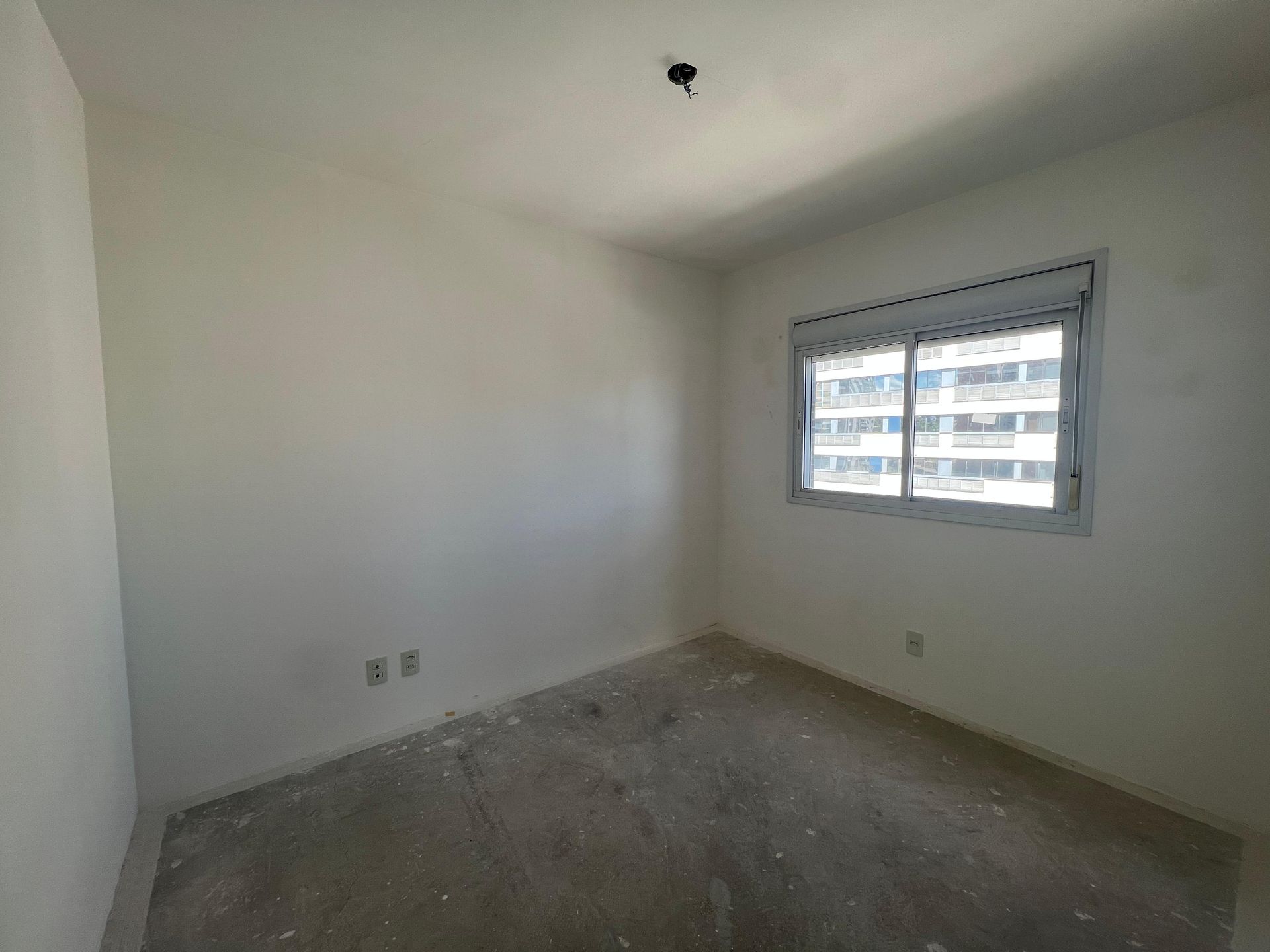 Apartamento 3 quartos sendo 1 suíte para venda no bairro Jardim do Salso em Porto Alegre