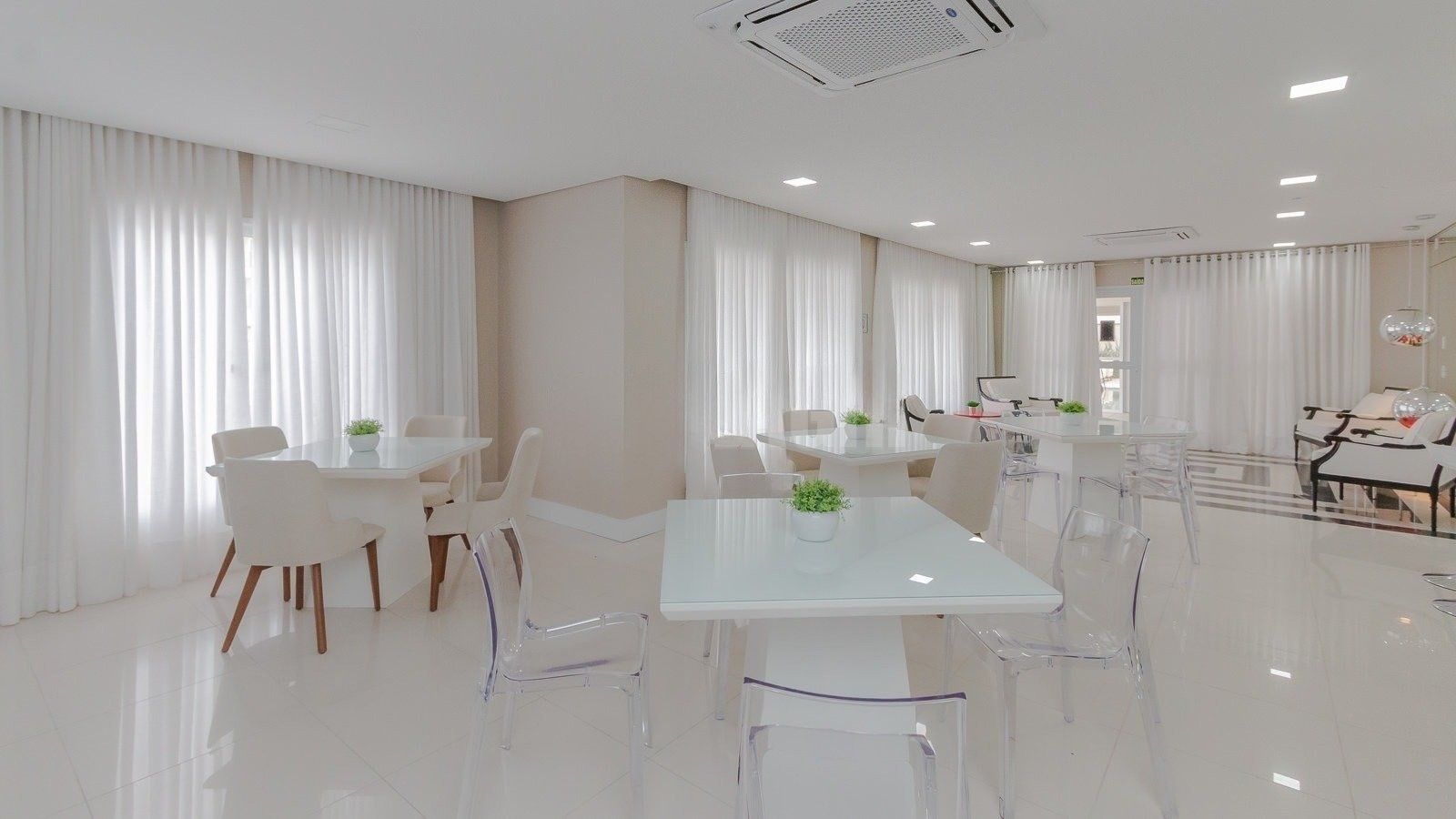 Apartamento 3 quartos sendo 1 suíte para venda no bairro Jardim do Salso em Porto Alegre