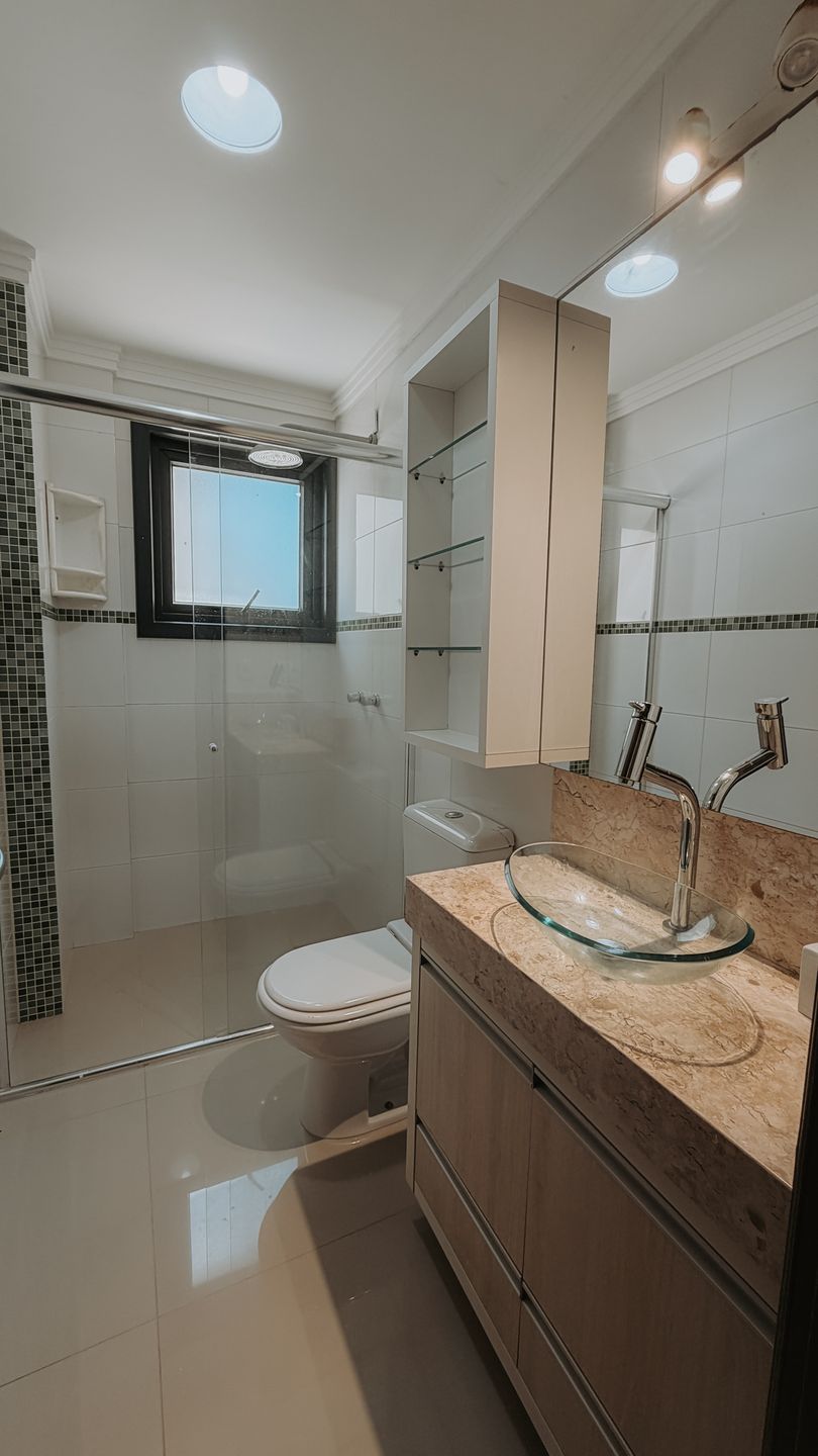 Apartamento 2 quartos sendo 1 suíte para venda no bairro Centro em Torres