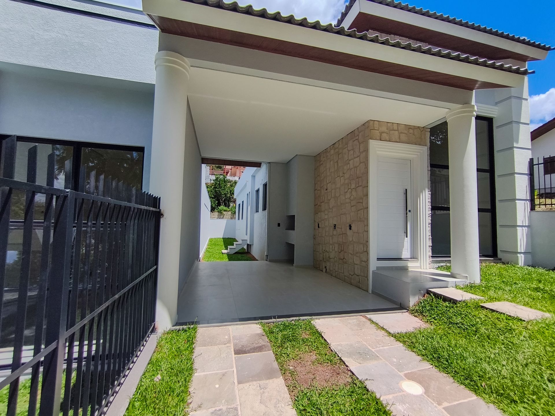 Casa 3 quartos sendo 1 suíte para venda no bairro Cruzeiro em Caxias do Sul