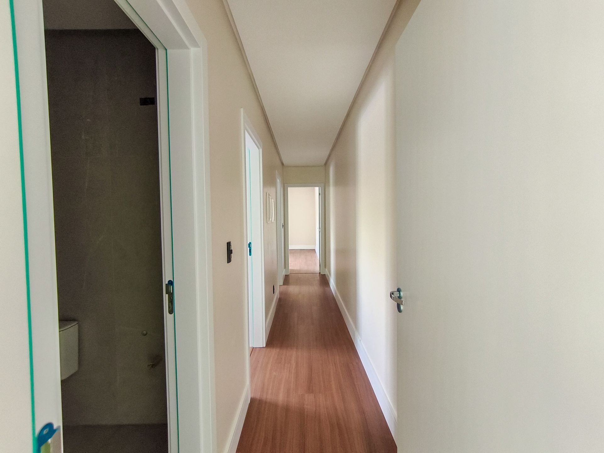 Casa 3 quartos sendo 1 suíte para venda no bairro Cruzeiro em Caxias do Sul