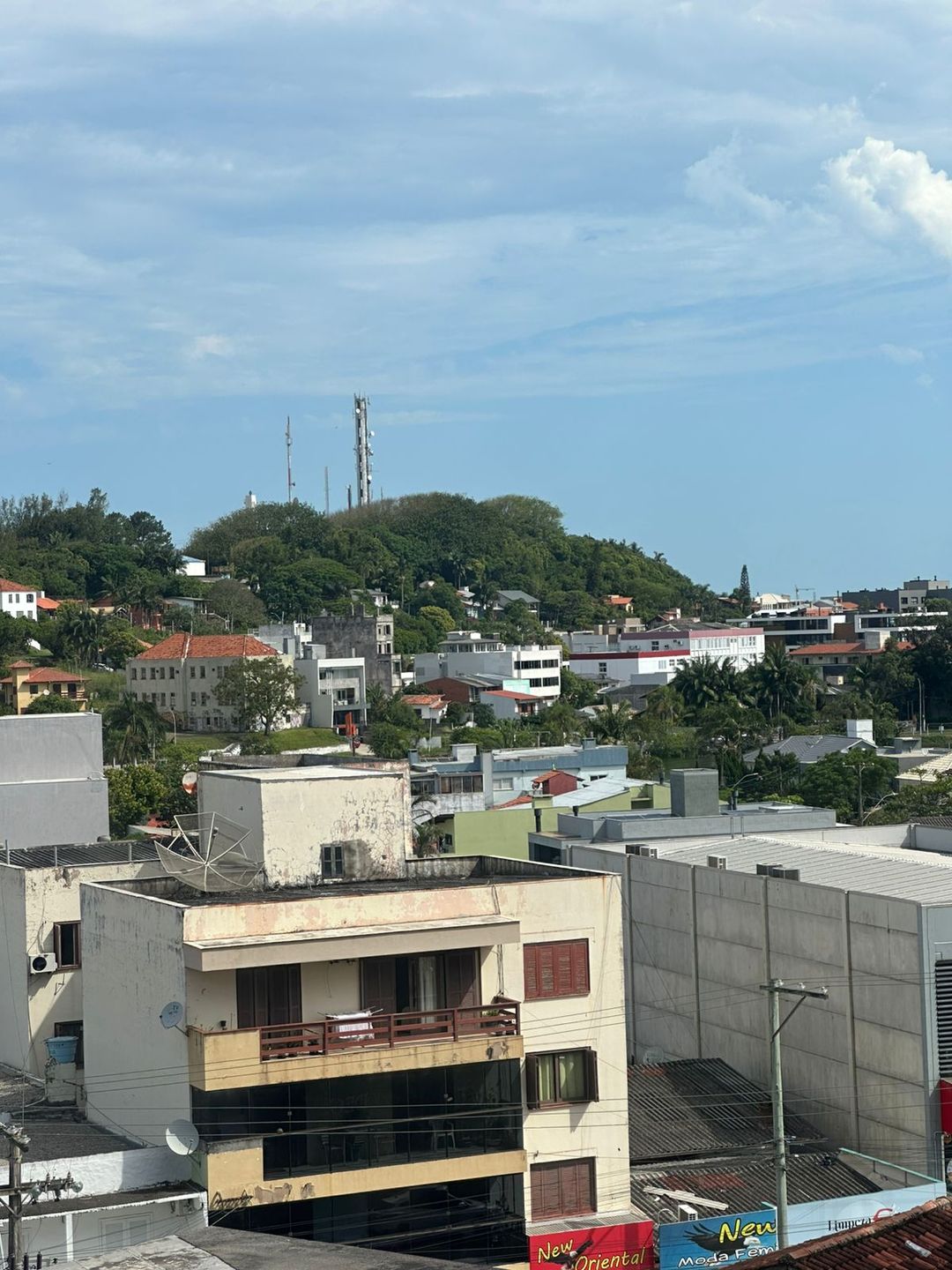 Apartamento 2 quartos sendo 1 suíte para venda no bairro Centro em Torres