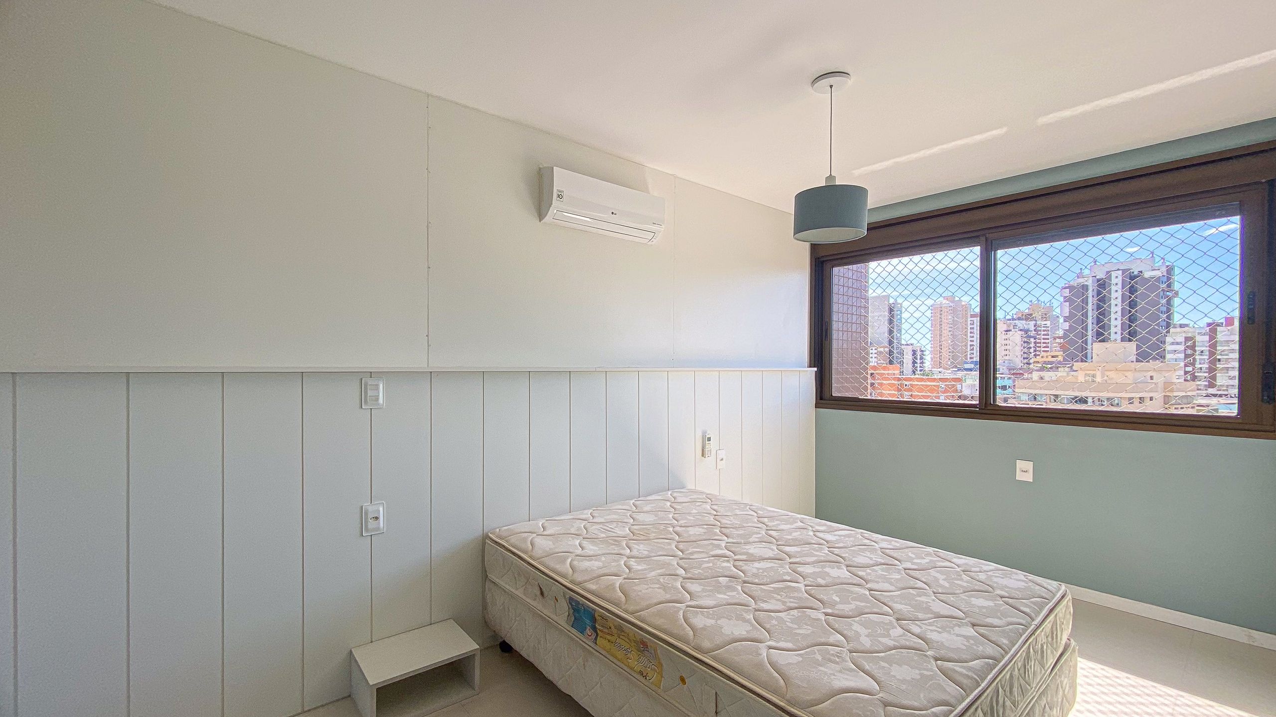 Apartamento 2 quartos sendo 1 suíte para venda no bairro Centro em Torres