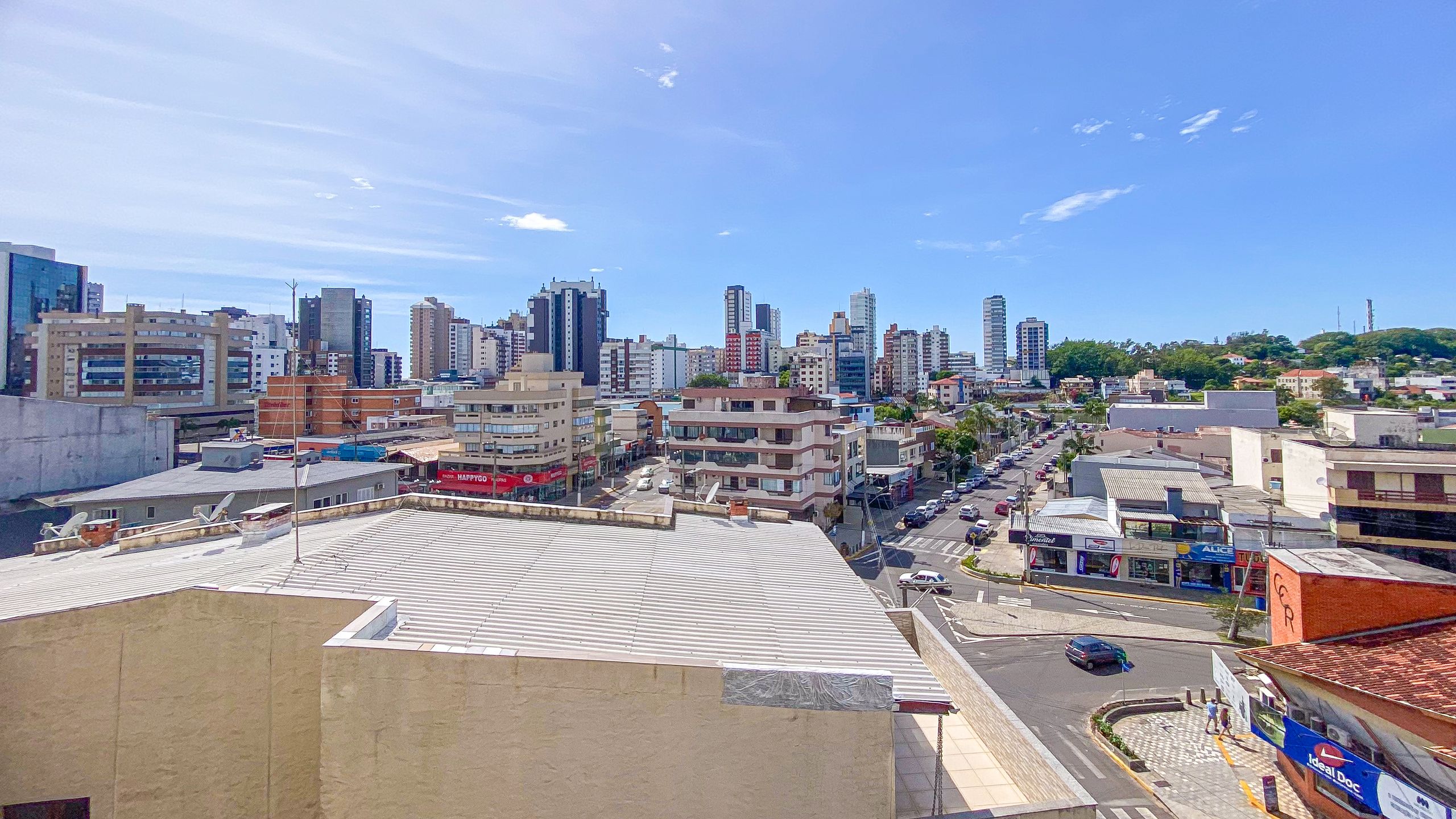 Apartamento 2 quartos sendo 1 suíte para venda no bairro Centro em Torres