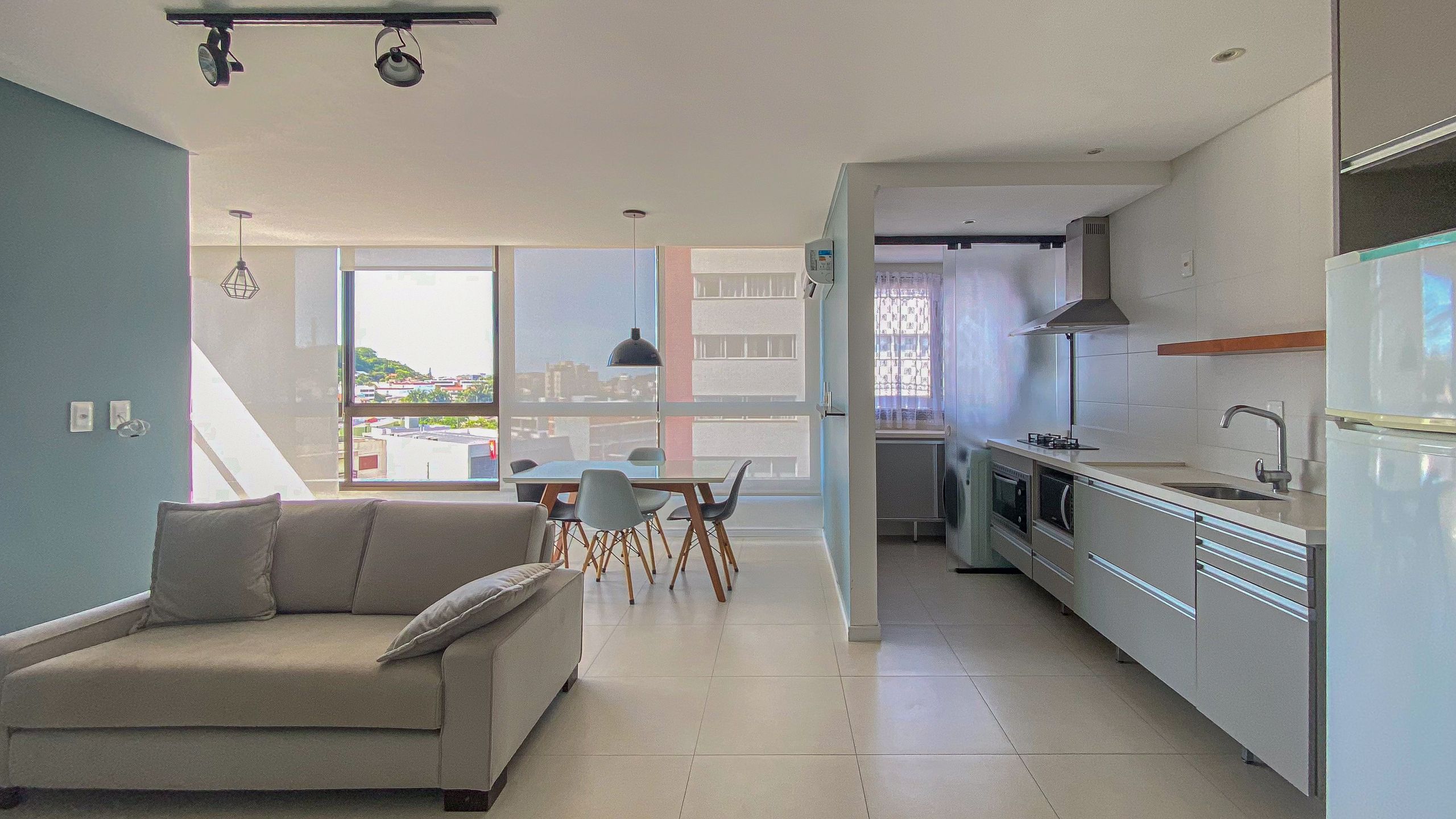 Apartamento 2 quartos sendo 1 suíte para venda no bairro Centro em Torres