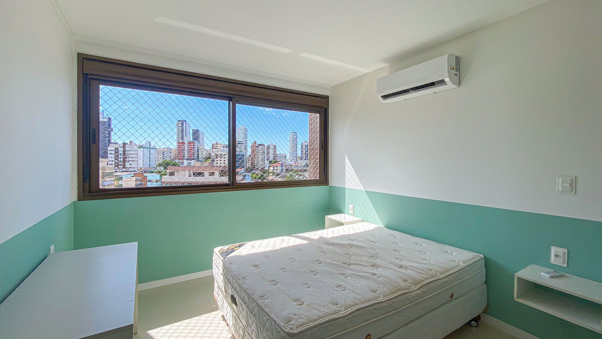 Apartamento 2 quartos sendo 1 suíte para venda no bairro Centro em Torres