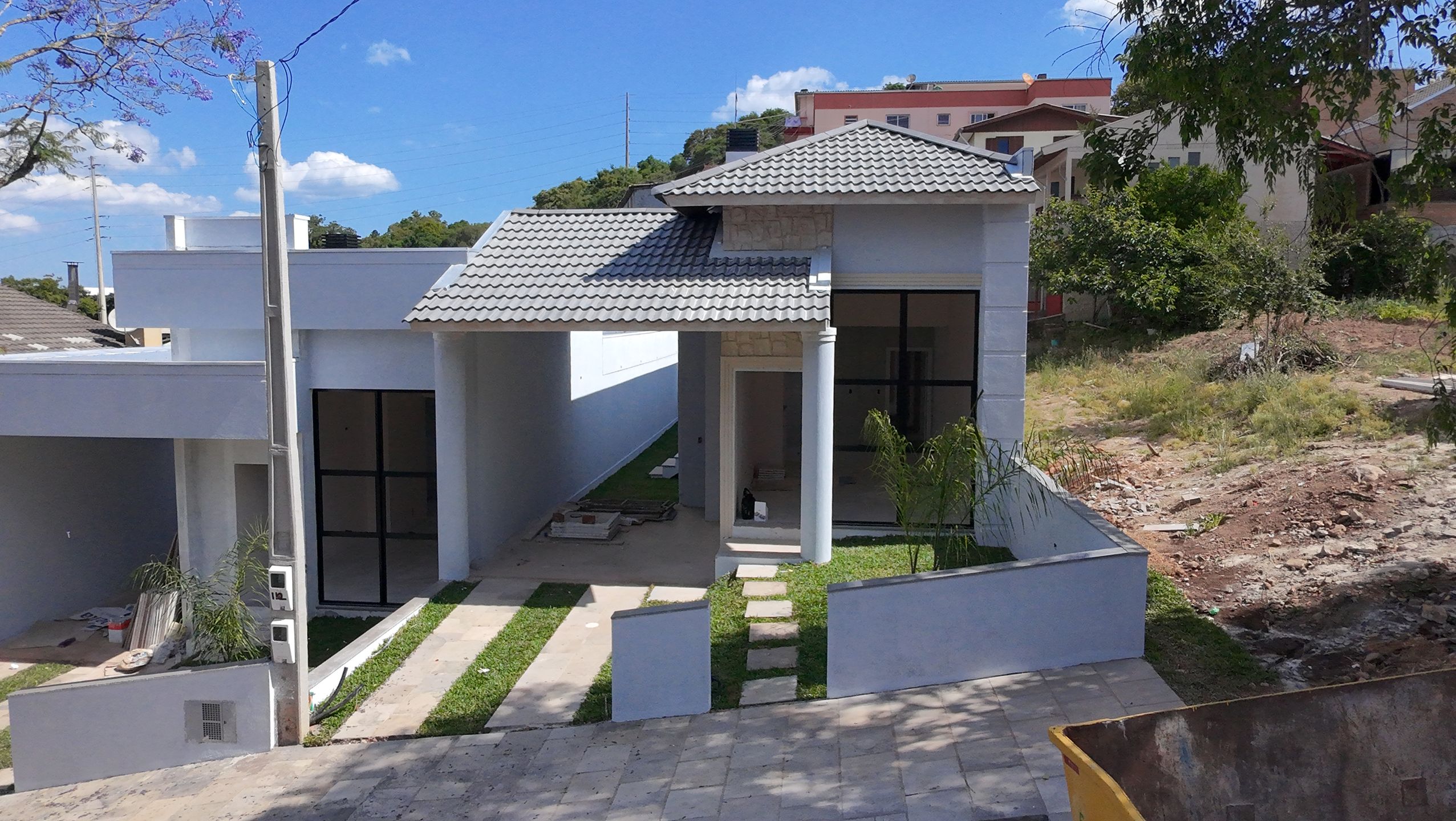 Casa 3 quartos sendo 1 suíte para venda no bairro Cruzeiro em Caxias do Sul
