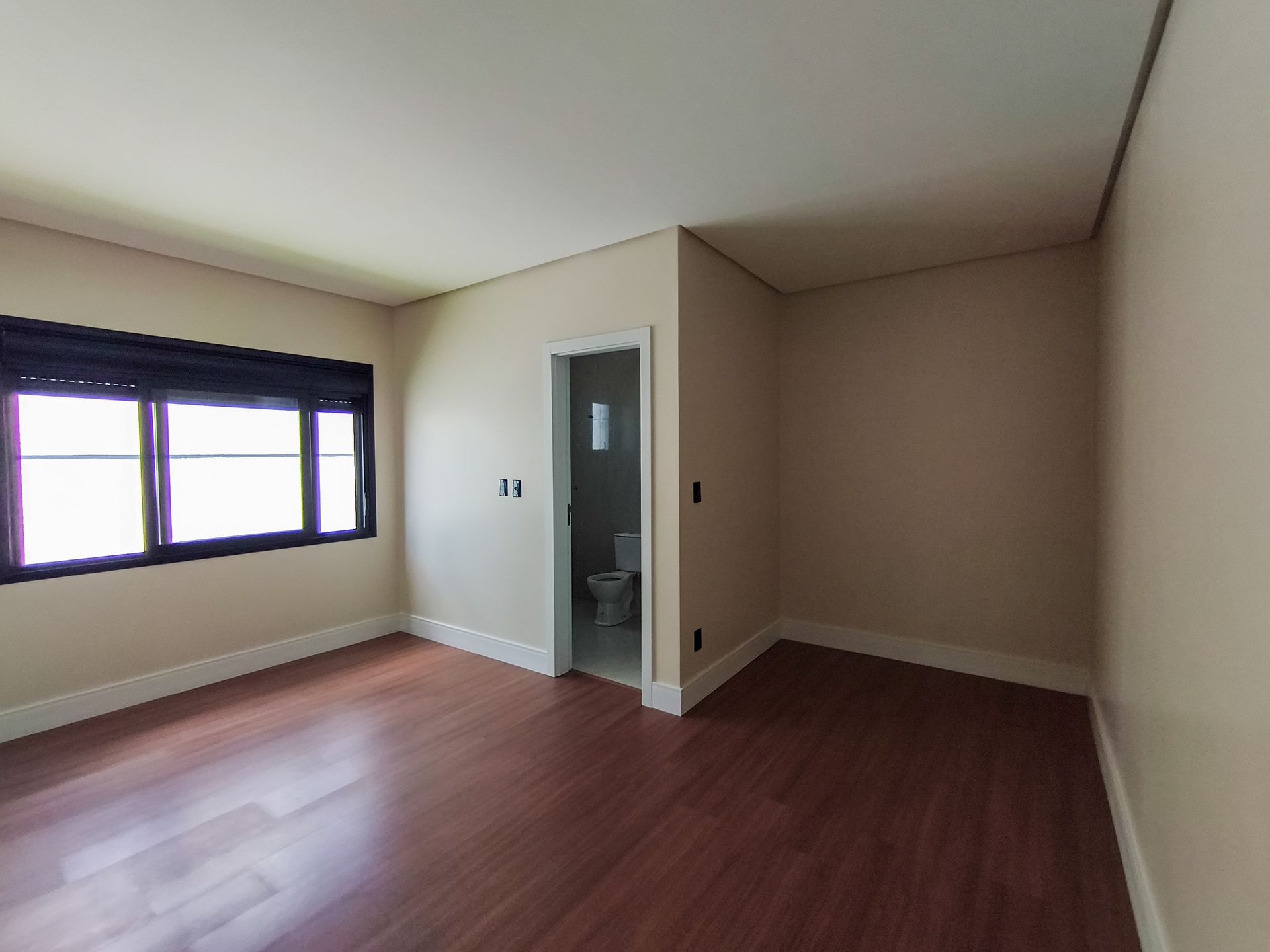 Casa 3 quartos sendo 1 suíte para venda no bairro Cruzeiro em Caxias do Sul