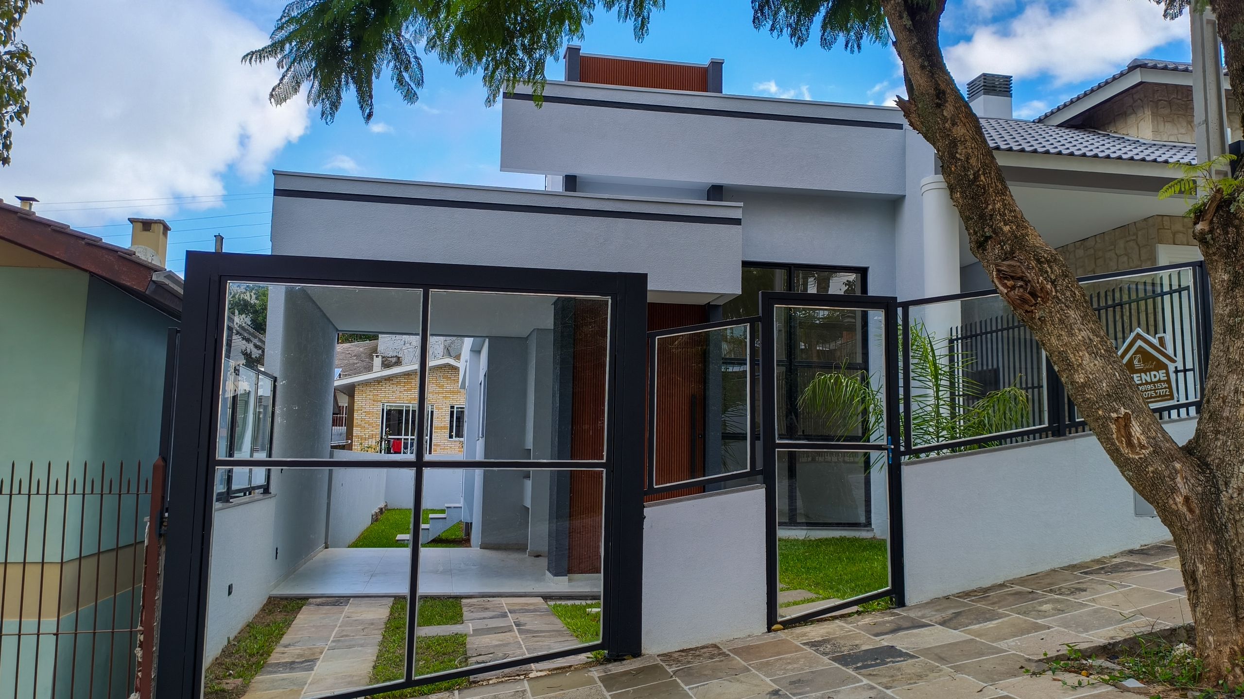 Casa 3 quartos sendo 1 suíte para venda no bairro Cruzeiro em Caxias do Sul