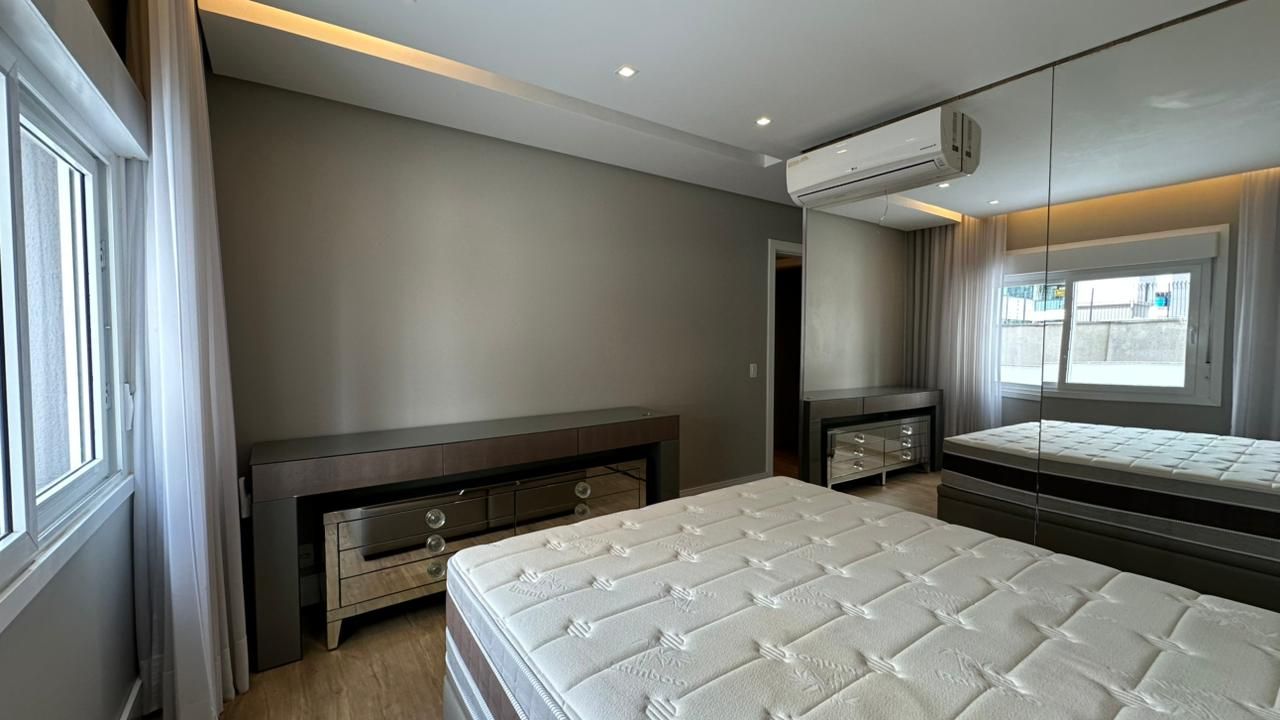 Apartamento 3 quartos sendo 1 suíte para venda no bairro Exposição em Caxias do Sul