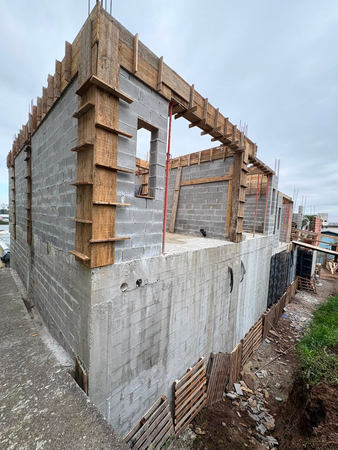 Casa para venda no bairro Colina Sorriso em Caxias do Sul