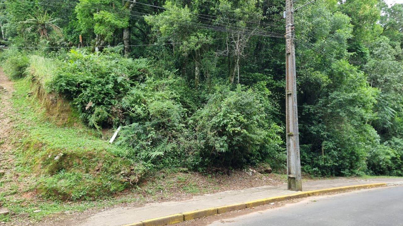Terreno Padrão para venda no bairro Moura em Gramado