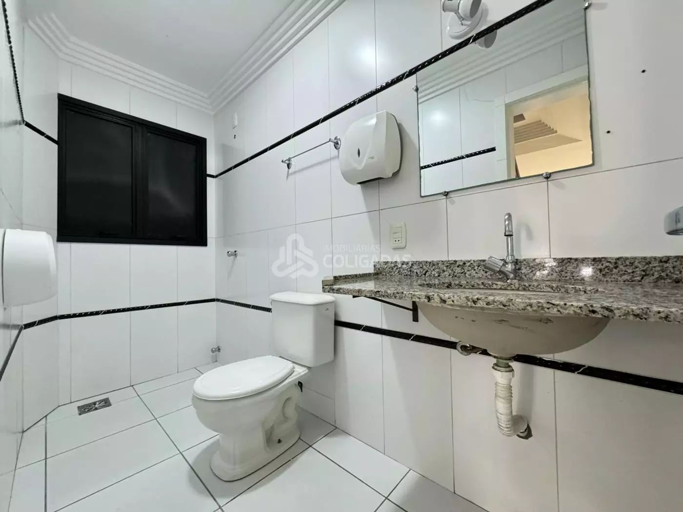 Loja para venda no bairro Centro  em Passo Fundo