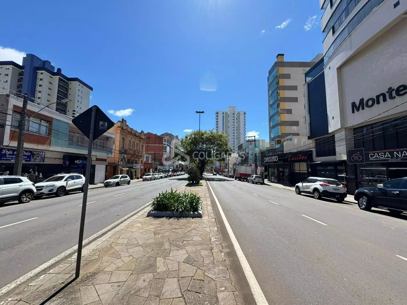 Loja para venda no bairro Centro  em Passo Fundo