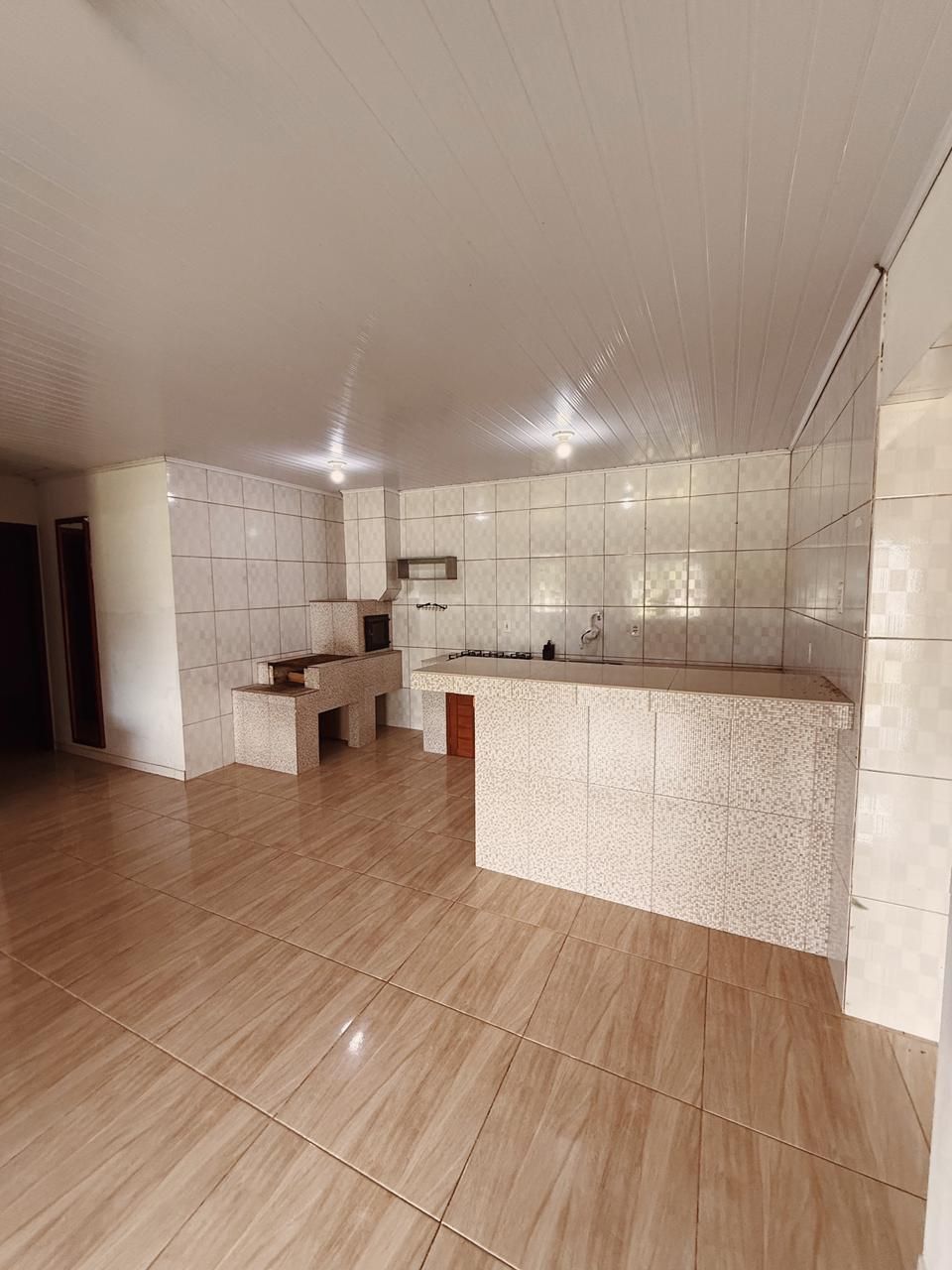 Casa 2 quartos sendo 1 suíte para venda no bairro Praia Azul em Arroio do Sal