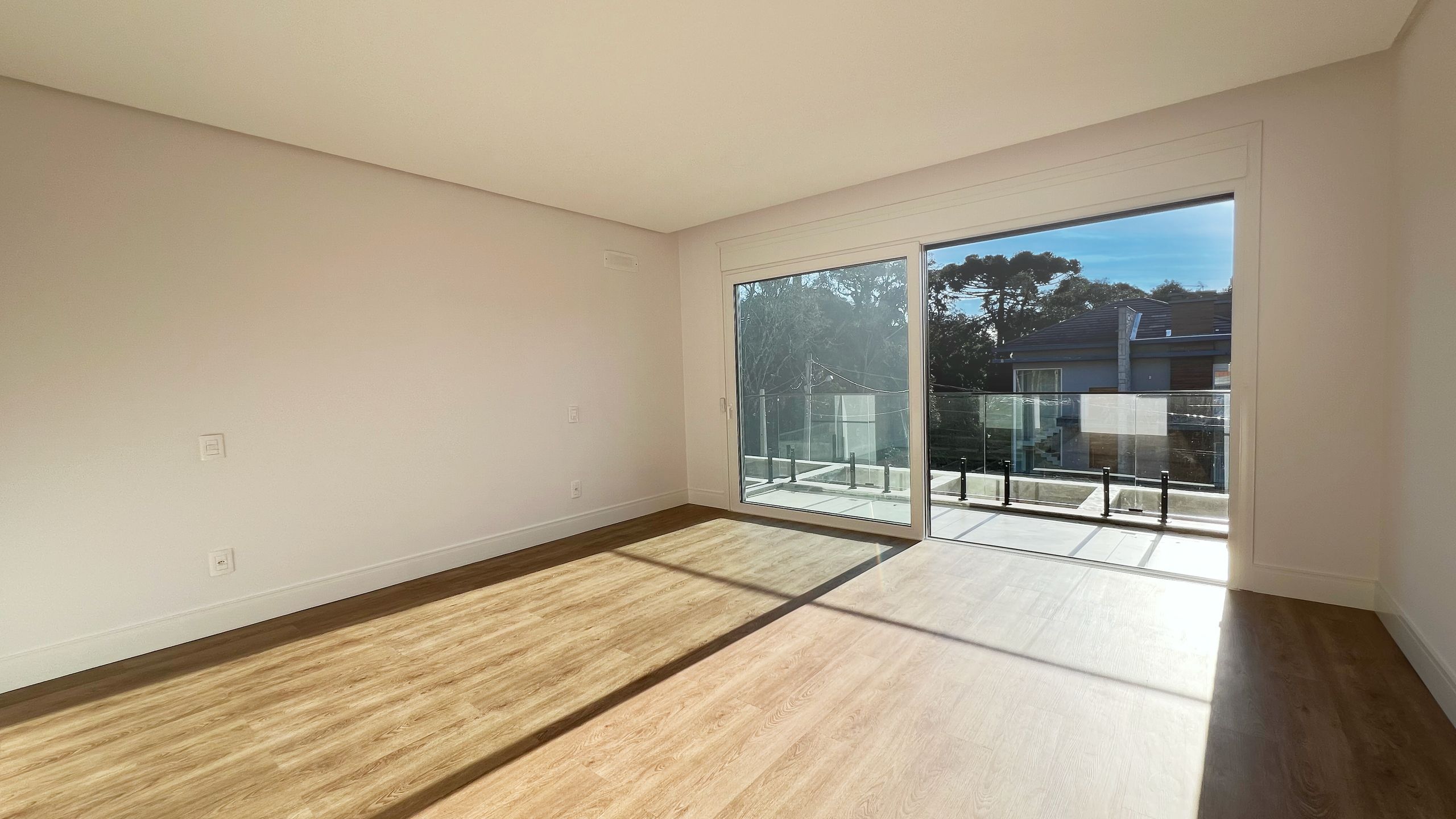 Casa 3 quartos sendo 3 suítes para venda no bairro Carniel em Gramado