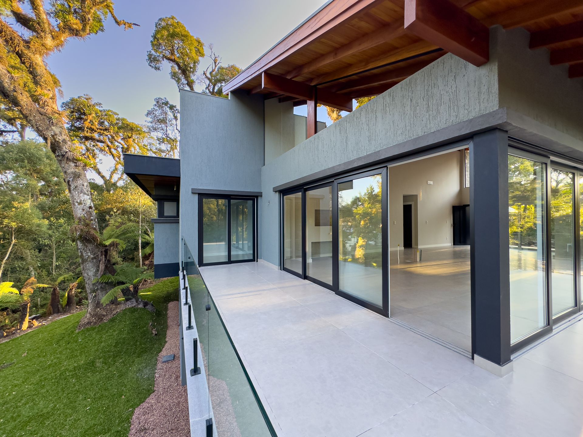 Casa 3 quartos sendo 3 suítes para venda no bairro Carniel em Gramado