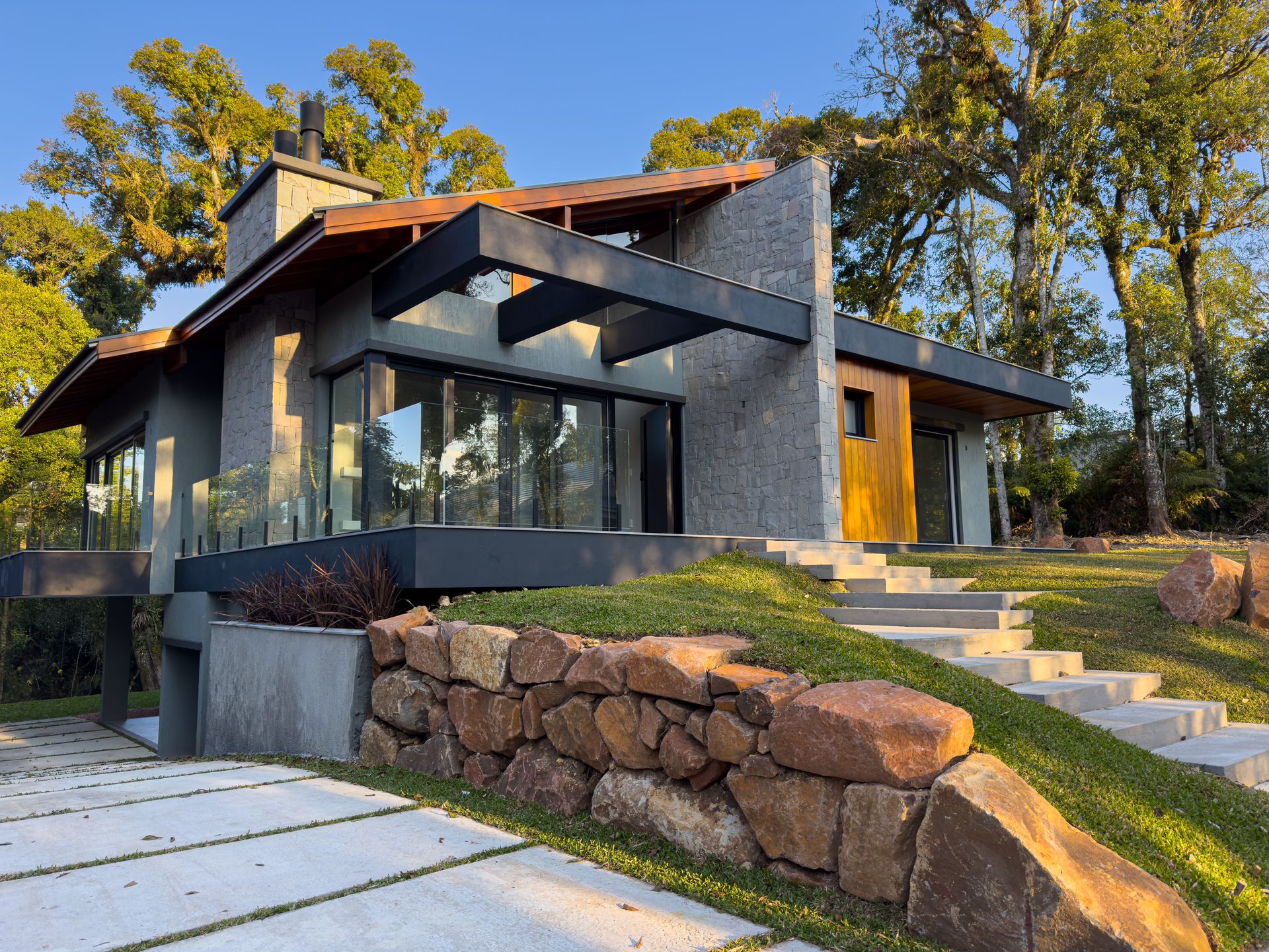 Casa 3 quartos sendo 3 suítes para venda no bairro Carniel em Gramado